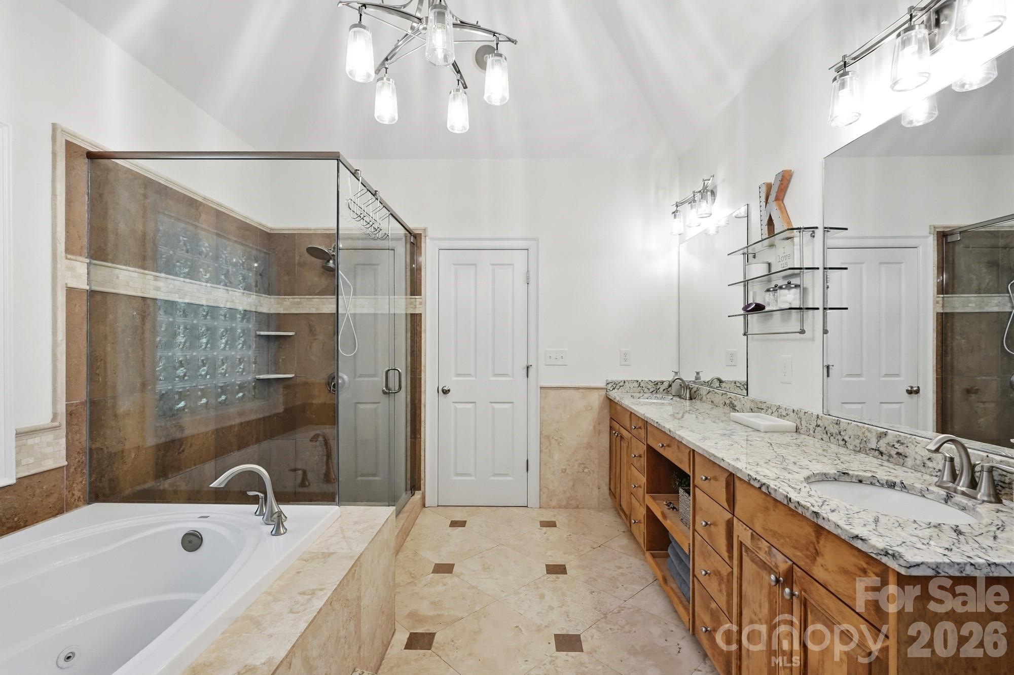 832 Savile Lane Property Photo 32