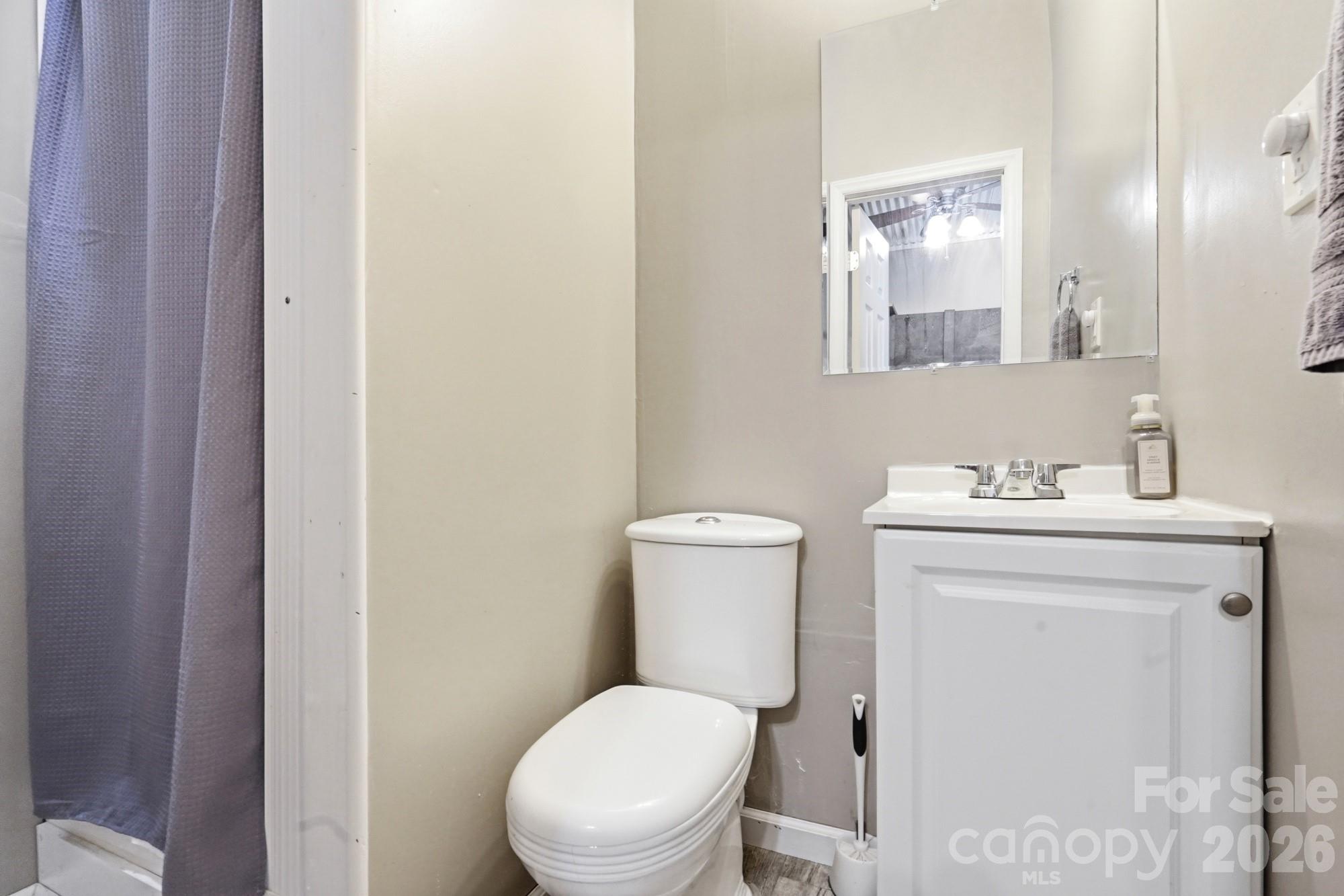 832 Savile Lane Property Photo 47