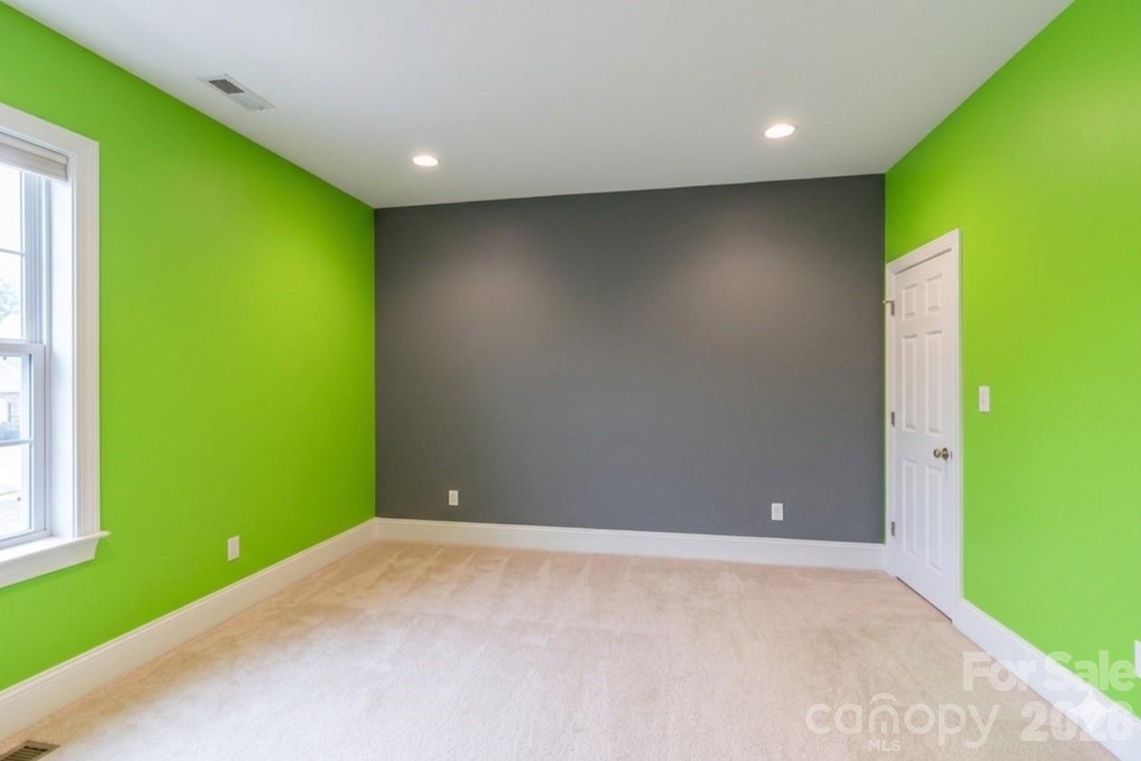 415 Witmore Road Property Photo 19