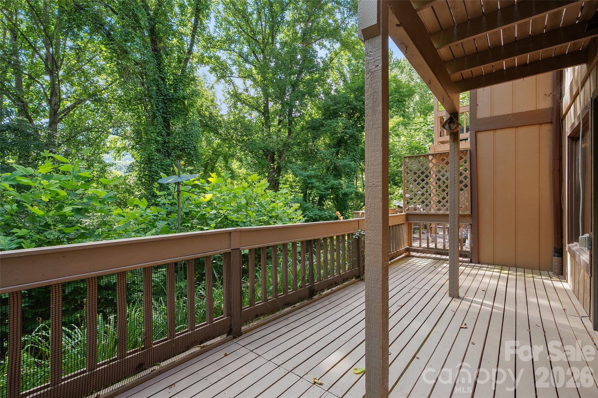 37 George Circle Property Photo 15