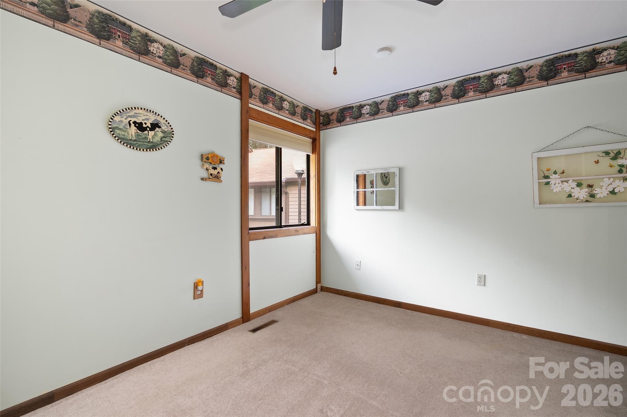 37 George Circle Property Photo 29