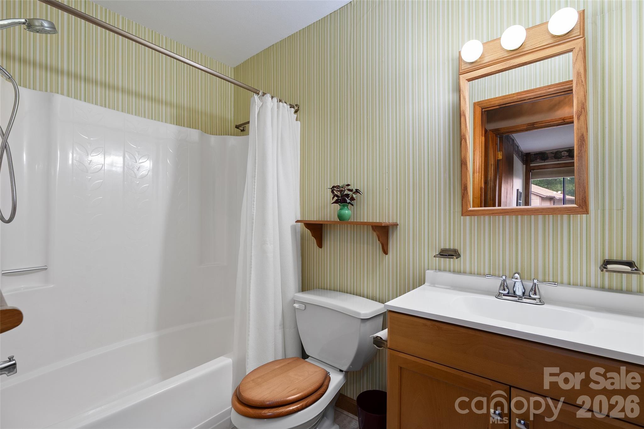 37 George Circle Property Photo 31
