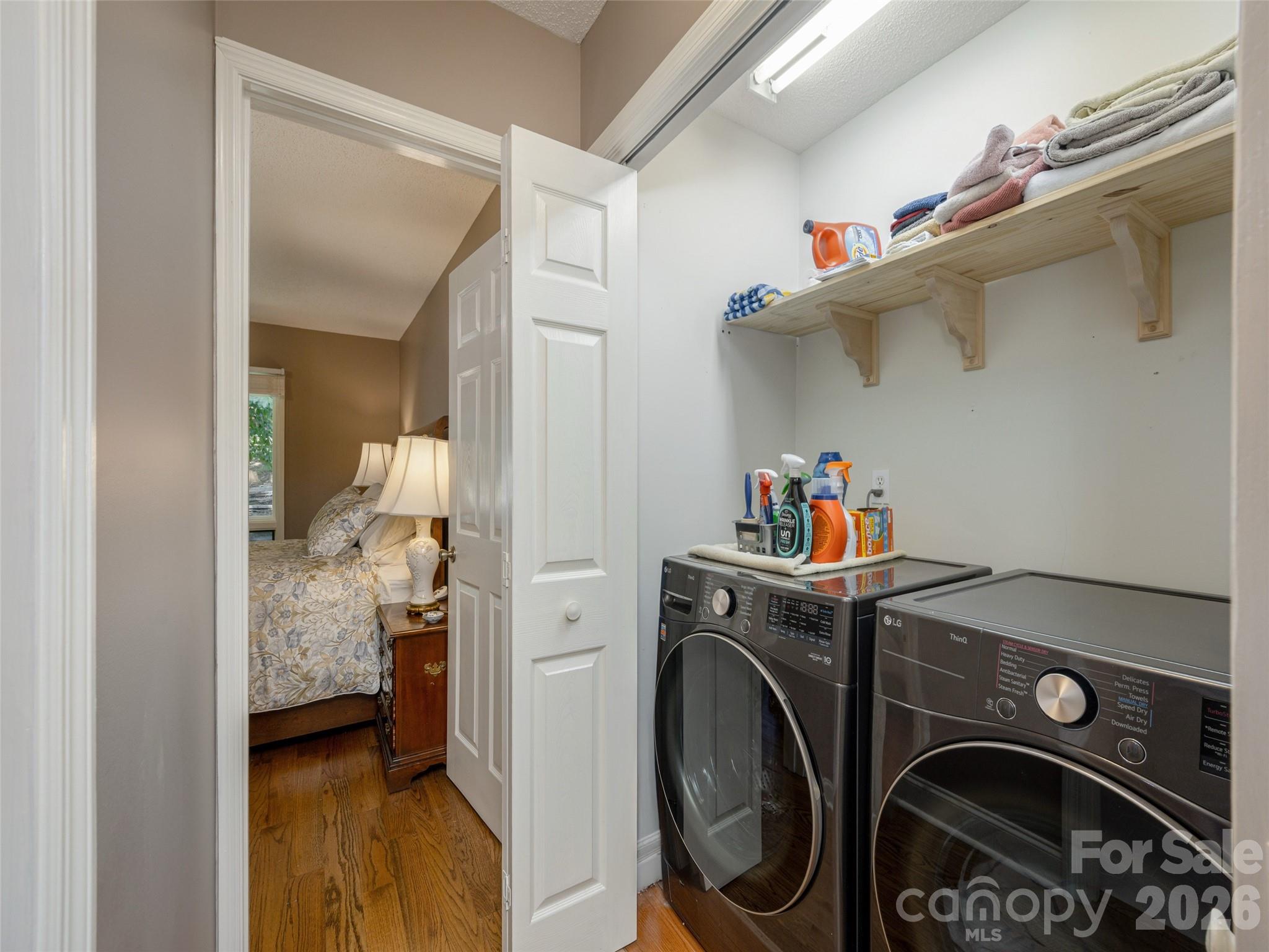 210 Claymoor Court Property Photo 25