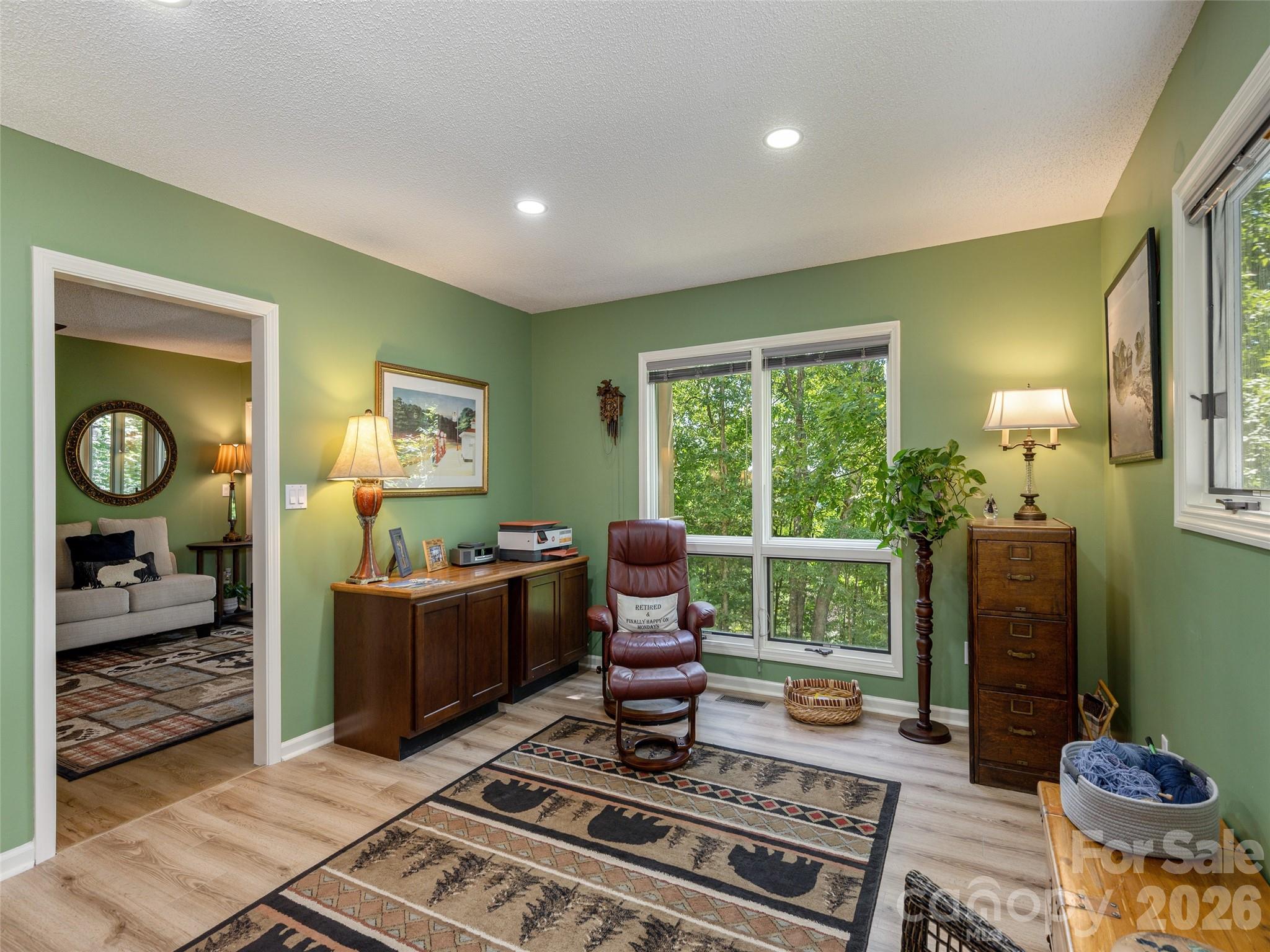 210 Claymoor Court Property Photo 31