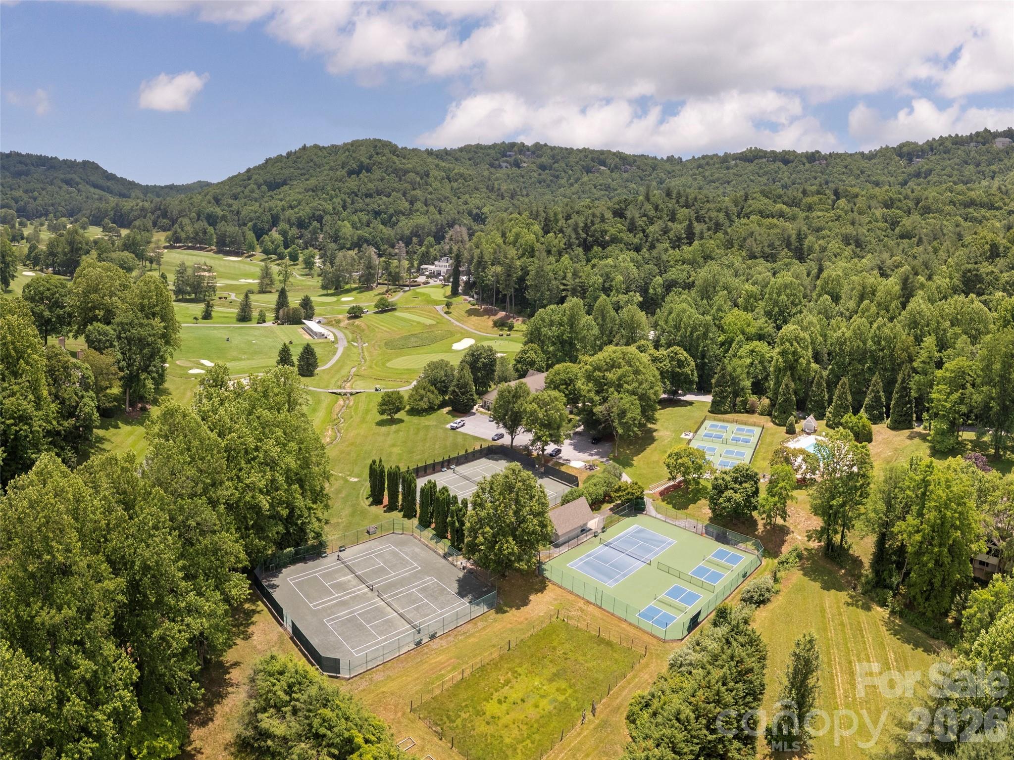 210 Claymoor Court Property Photo 44