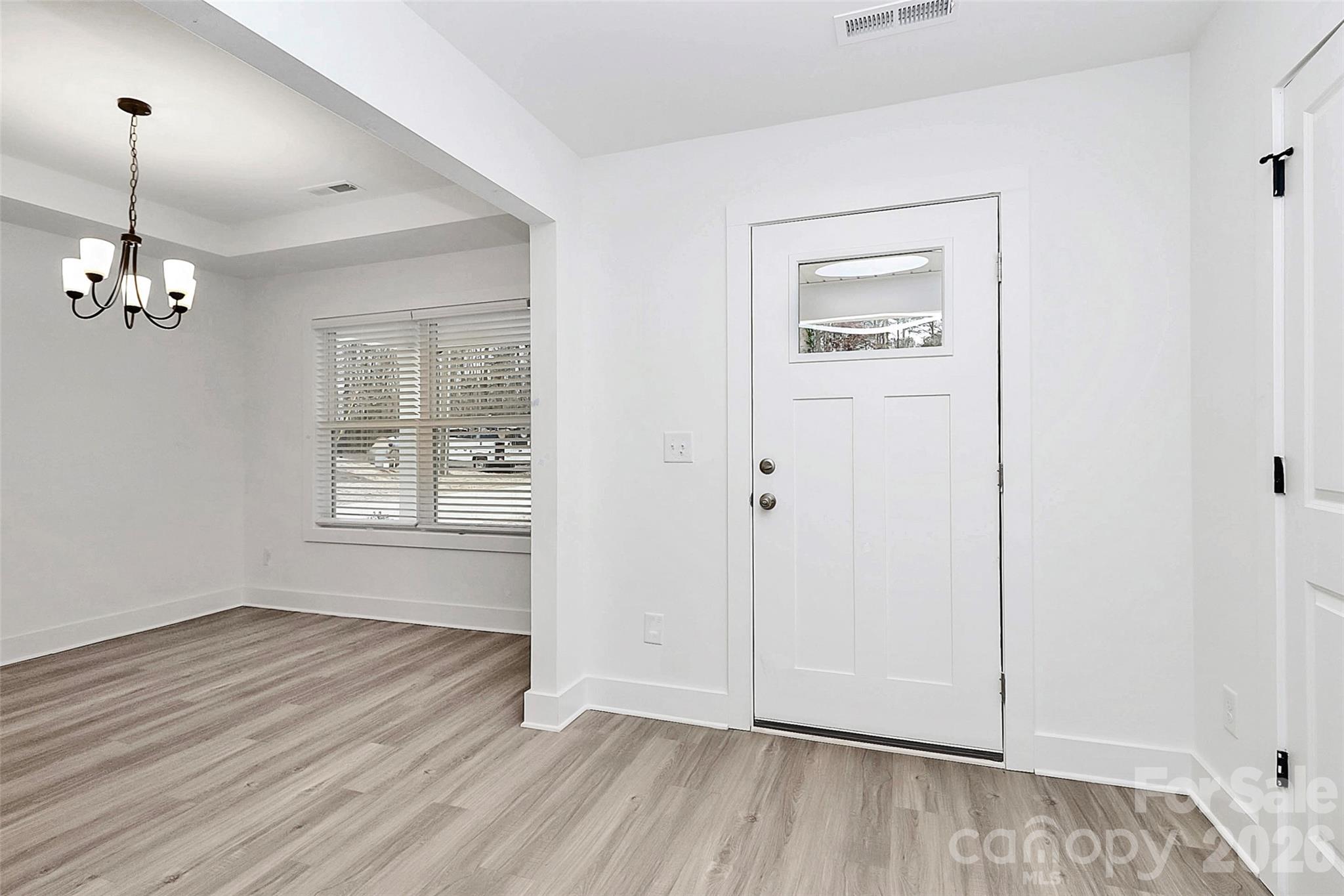 816 Winding Brook Road Property Photo 3