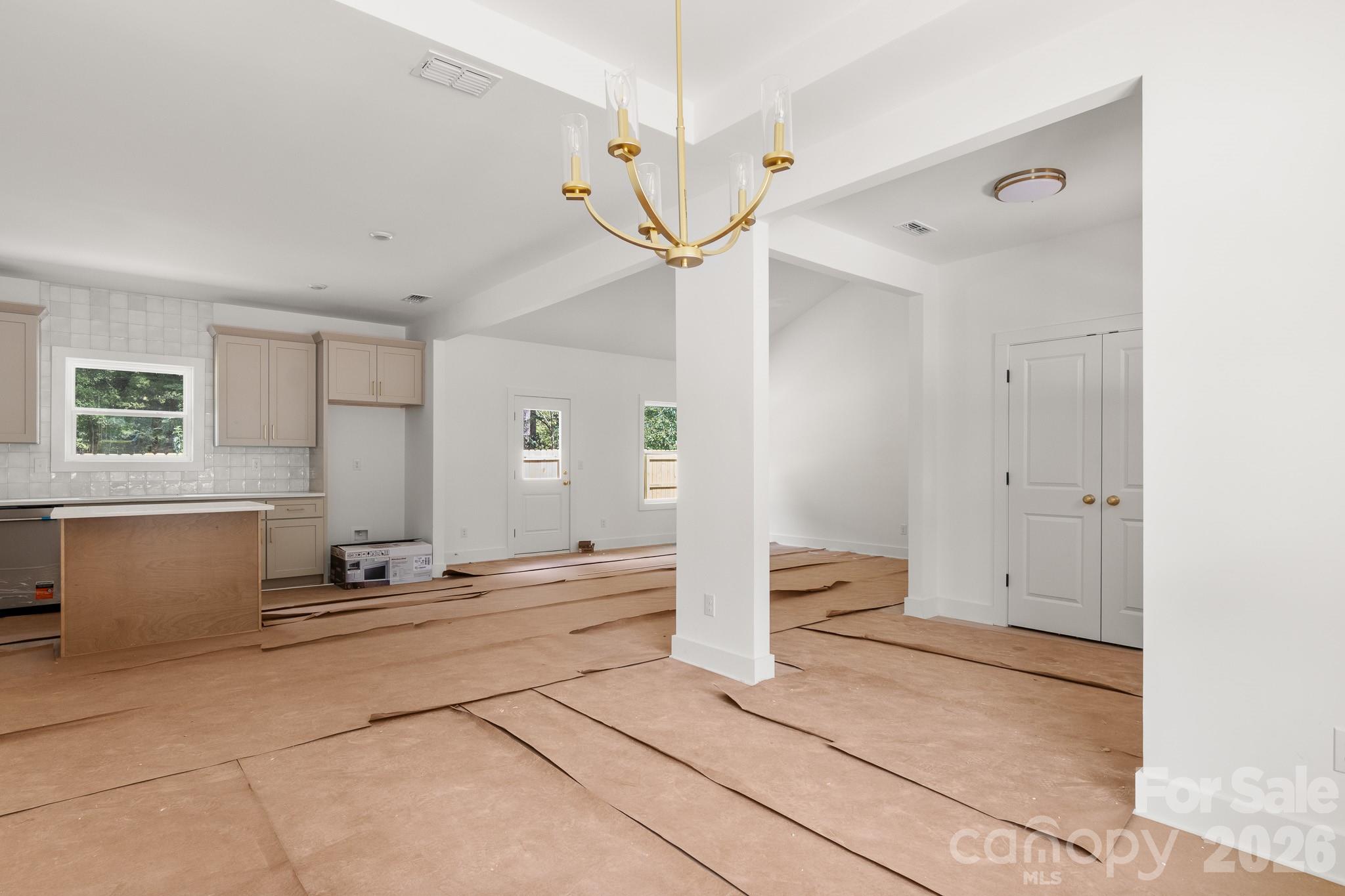 816 Winding Brook Road Property Photo 6