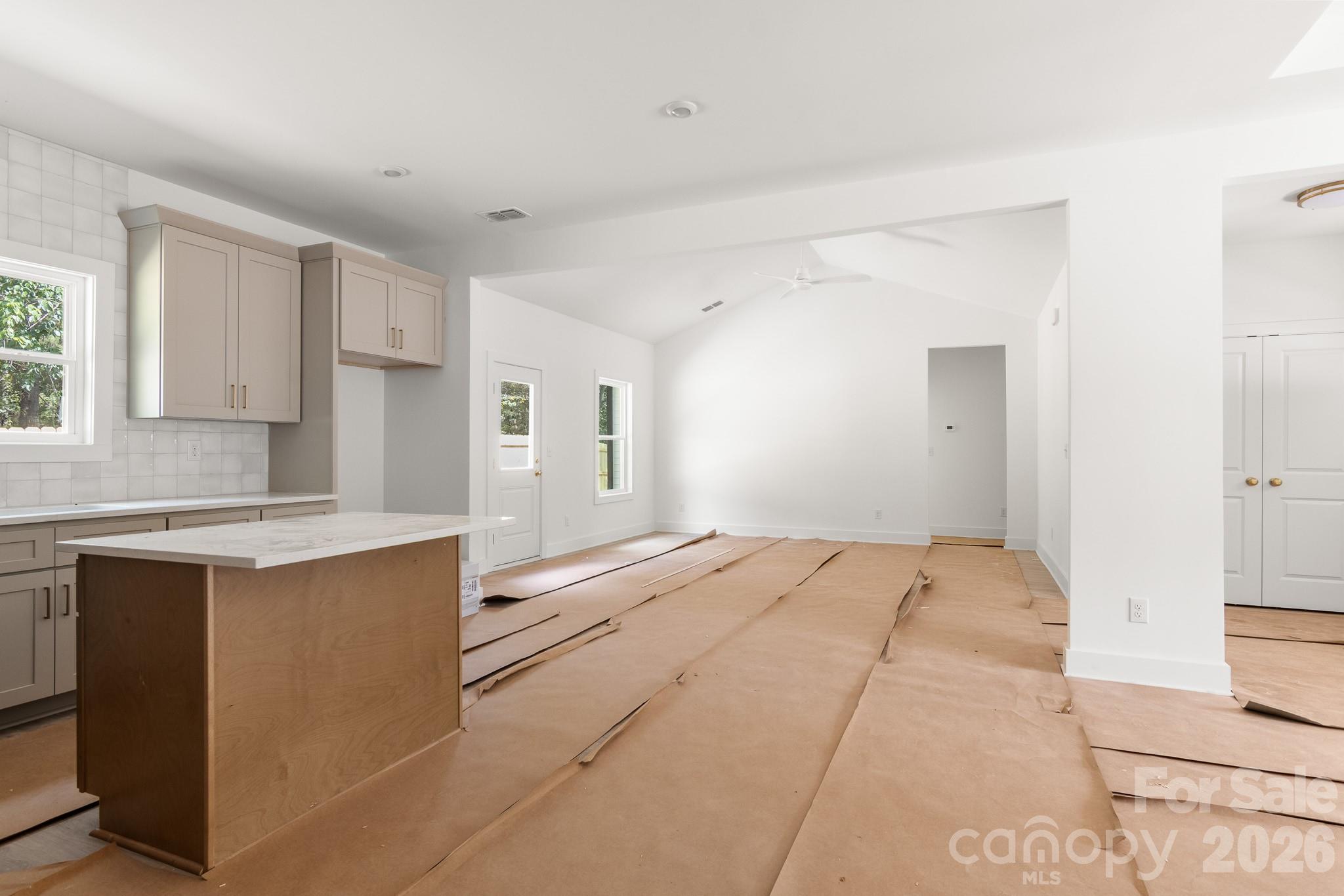 816 Winding Brook Road Property Photo 10