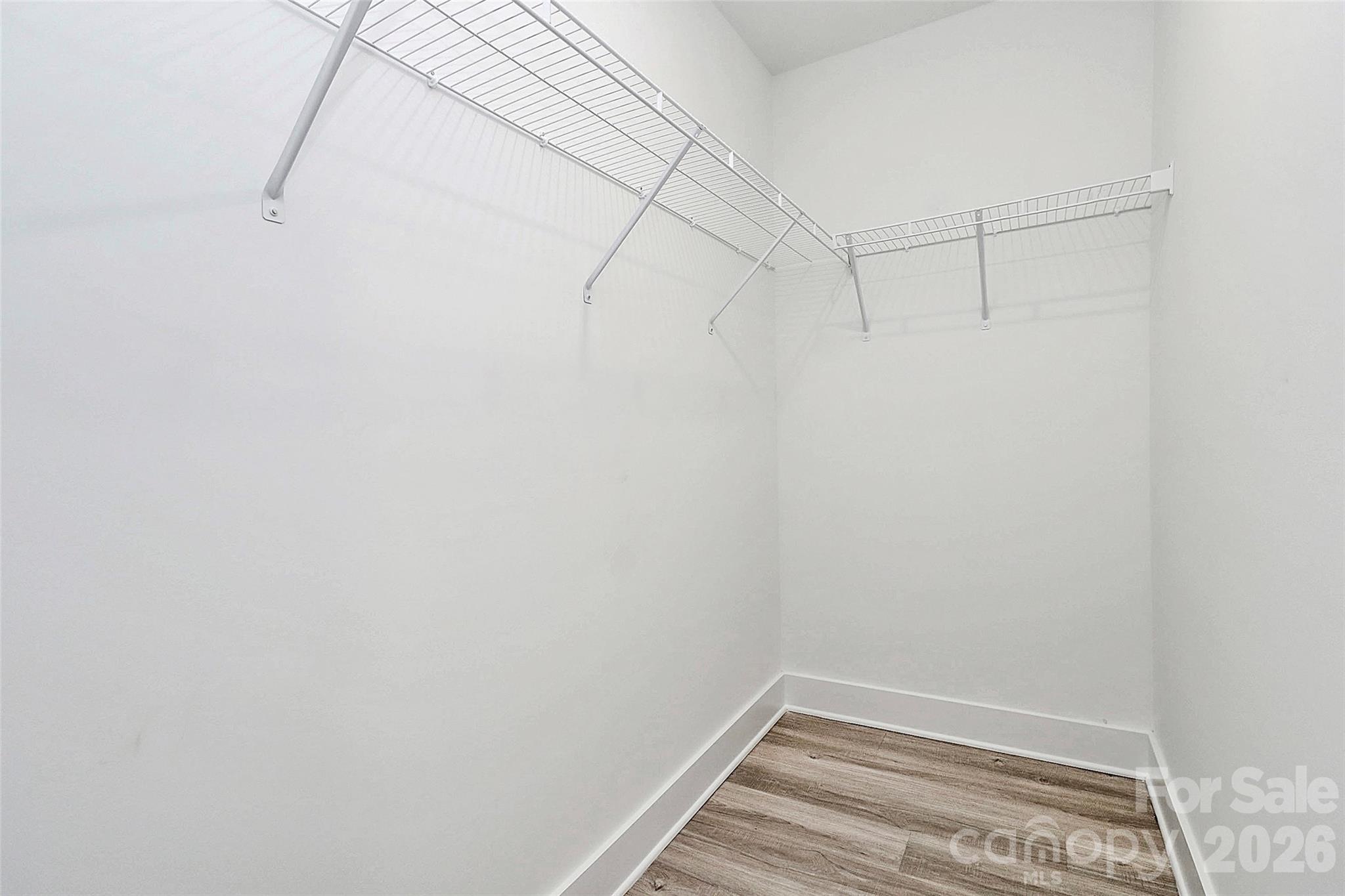 816 Winding Brook Road Property Photo 27