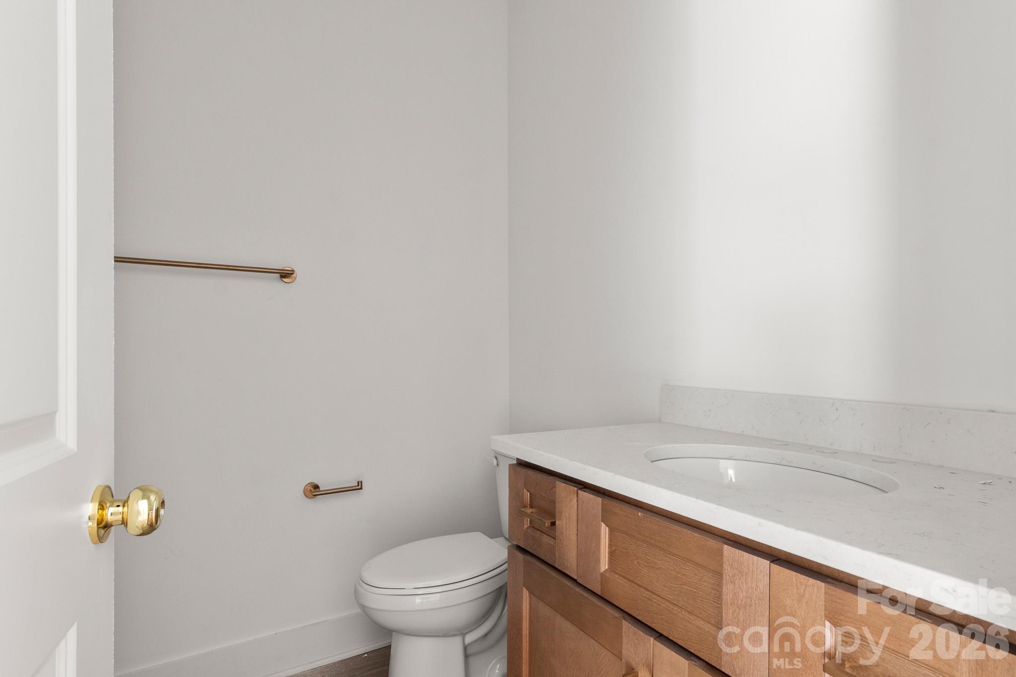 816 Winding Brook Road Property Photo 27