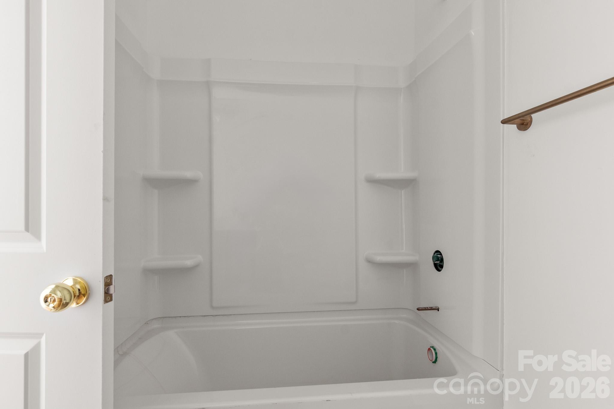 816 Winding Brook Road Property Photo 28