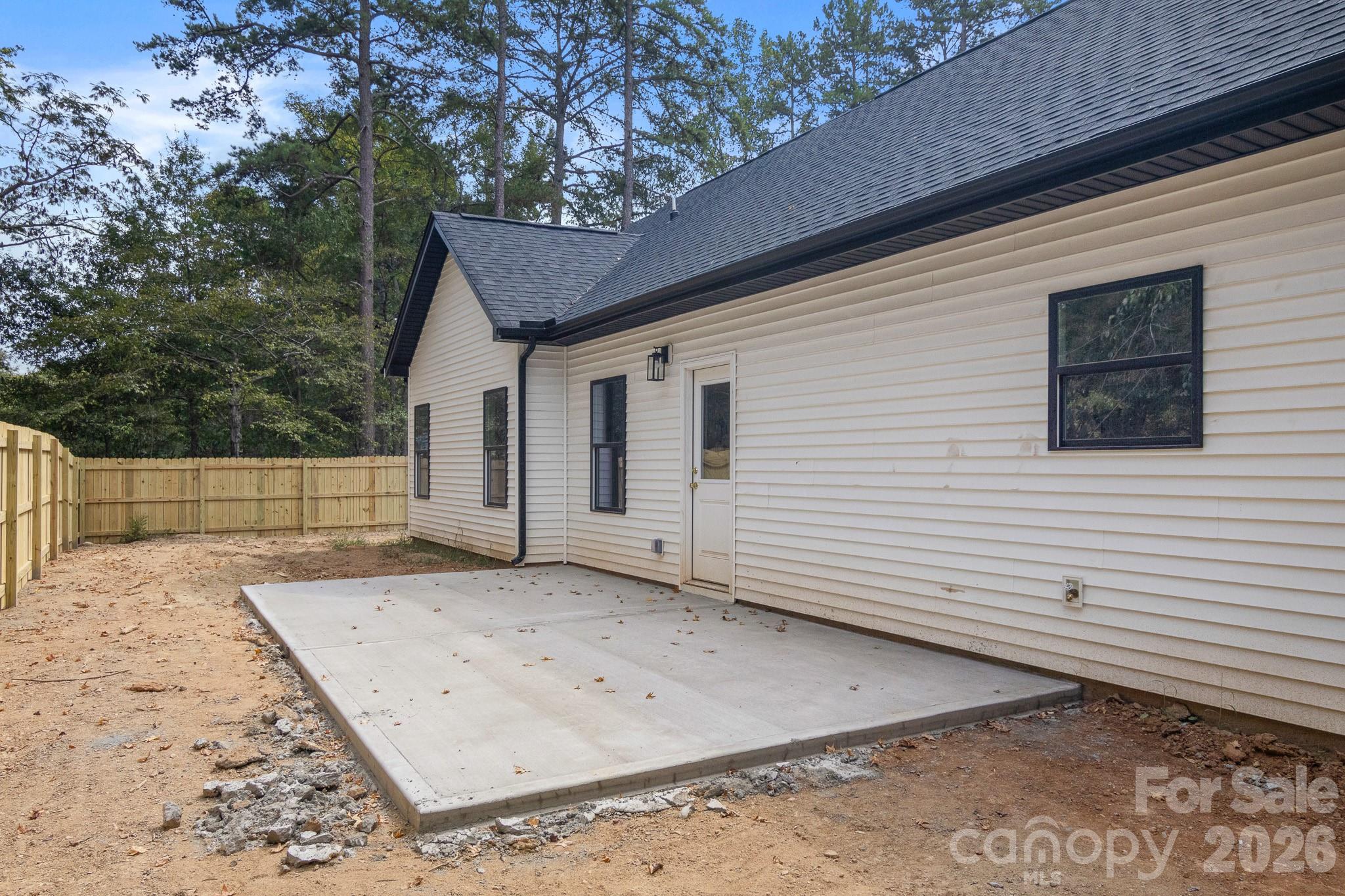 816 Winding Brook Road Property Photo 33