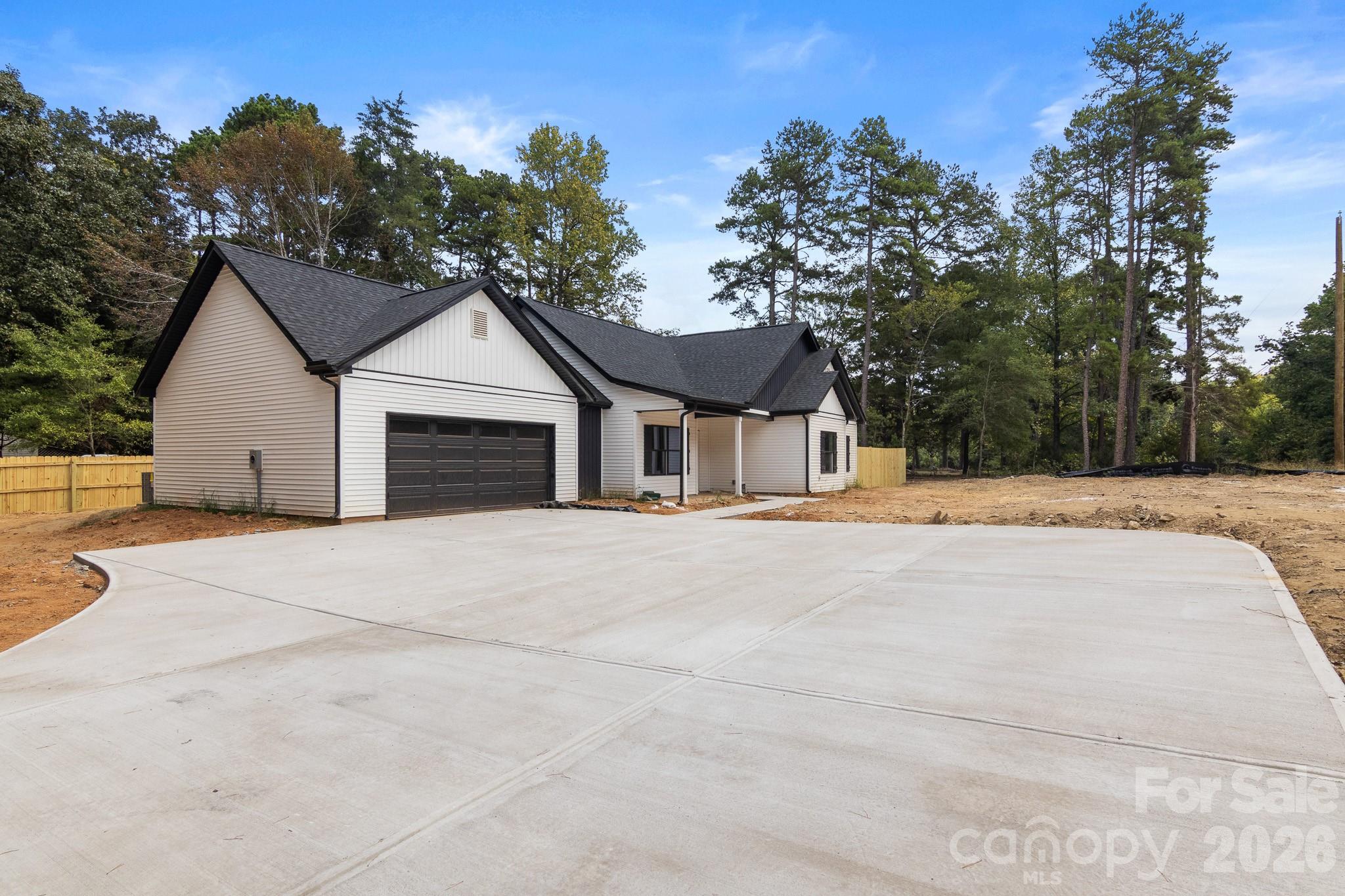 816 Winding Brook Road Property Photo 35