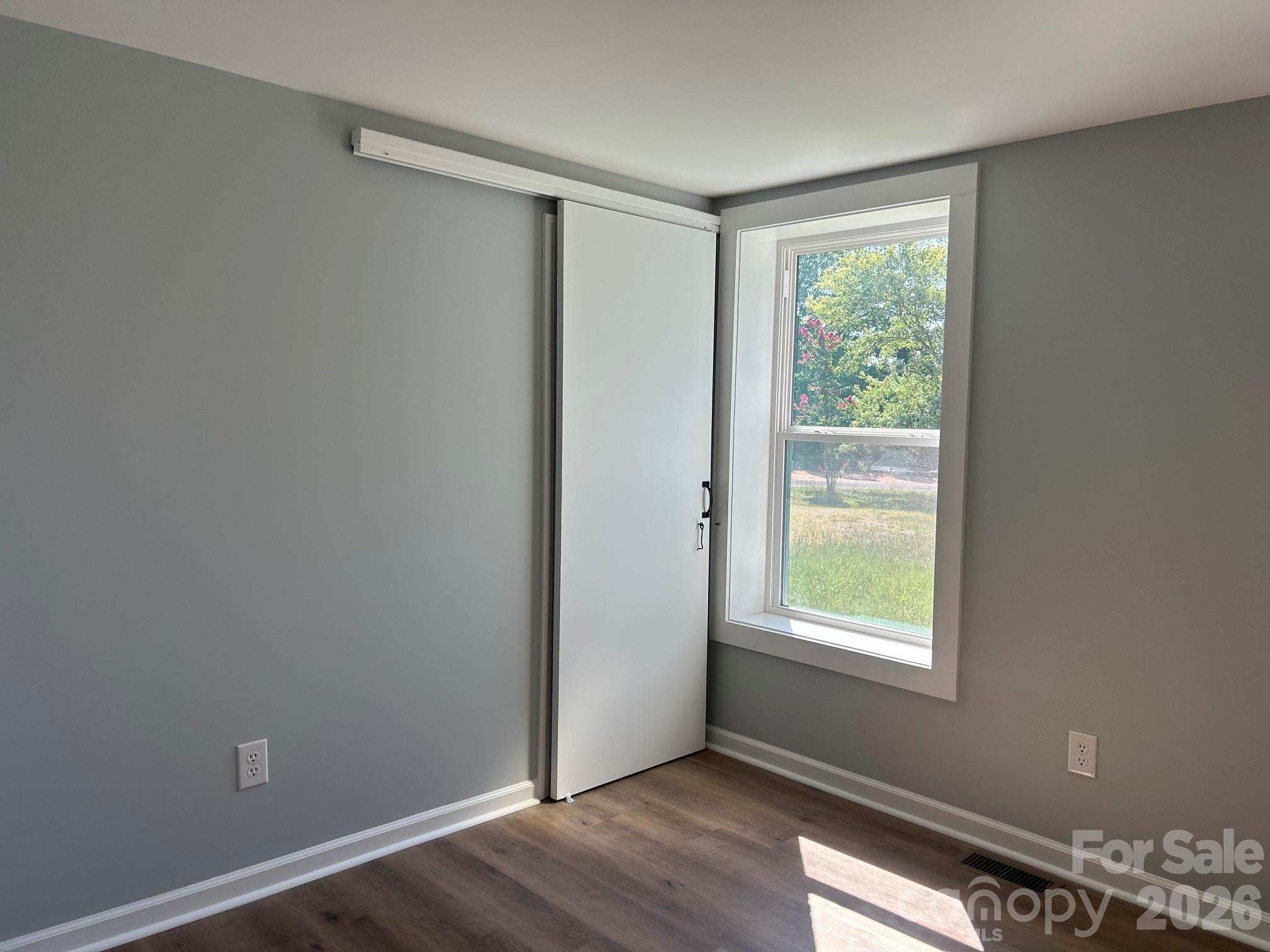 1150 Radcliff Road Property Photo 9
