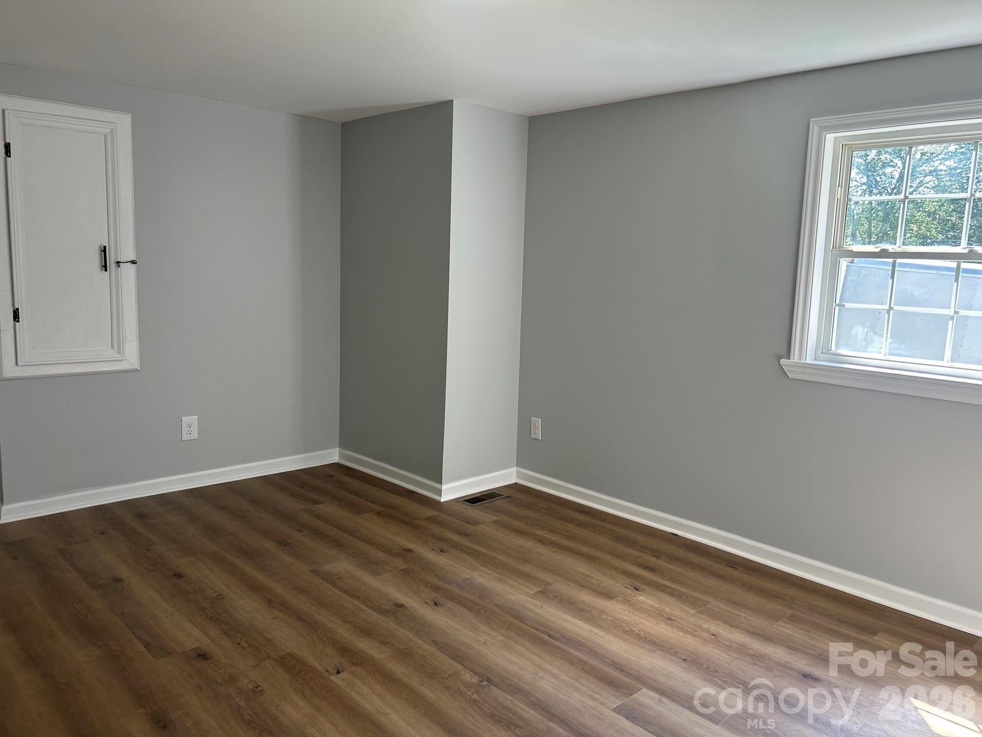 1150 Radcliff Road Property Photo 17