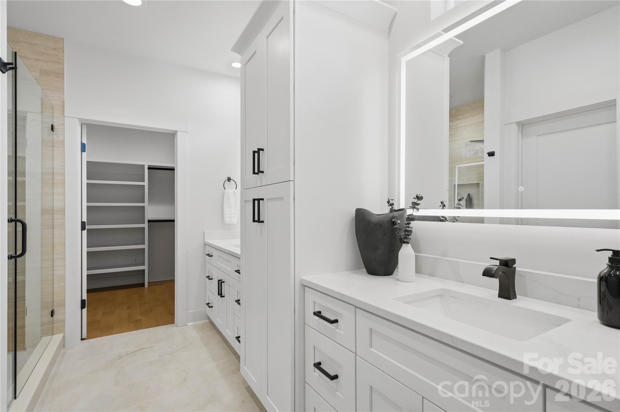 21017 Entrada Drive Property Photo 17