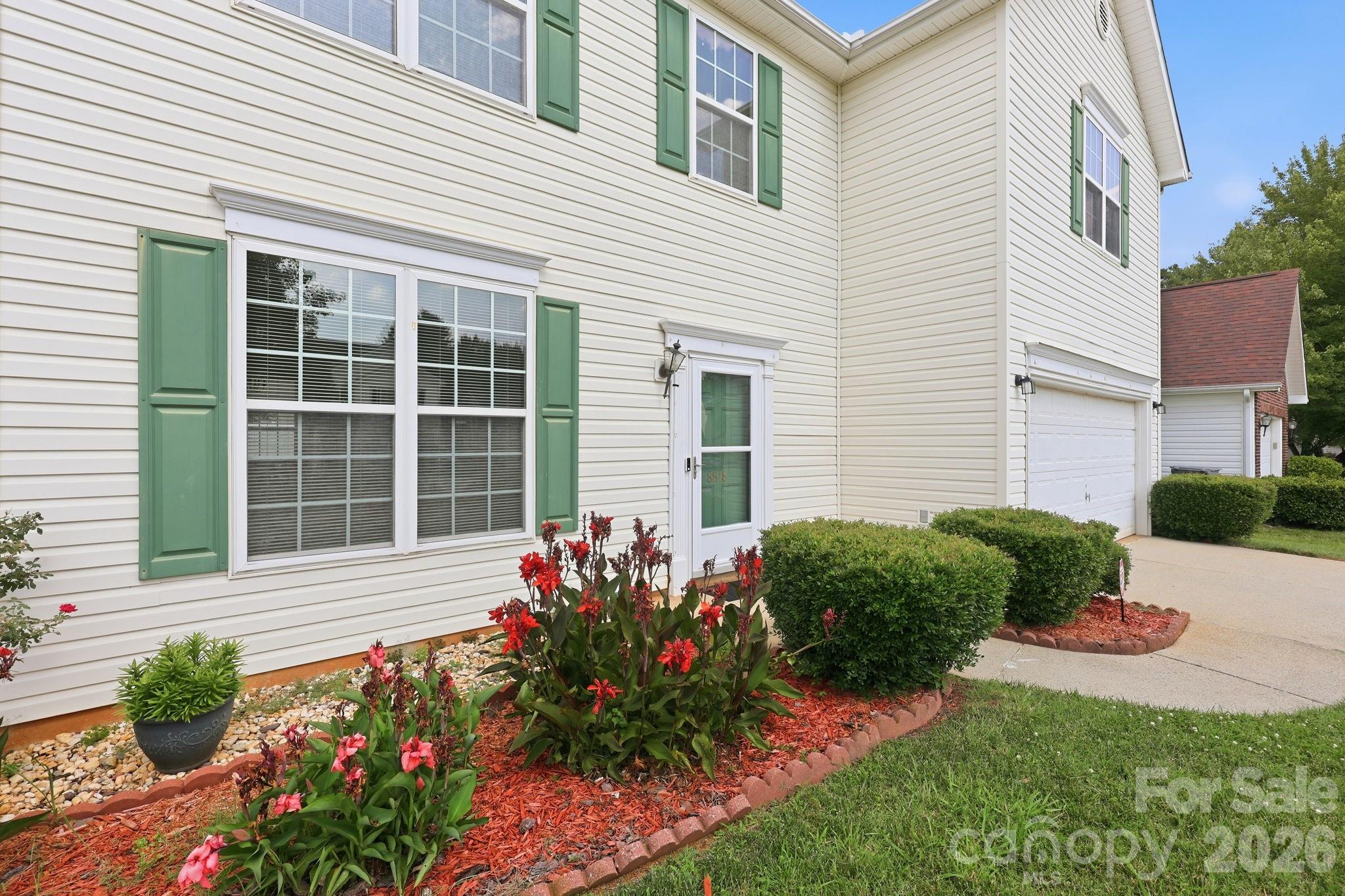 8818 Norway Court Property Photo 3