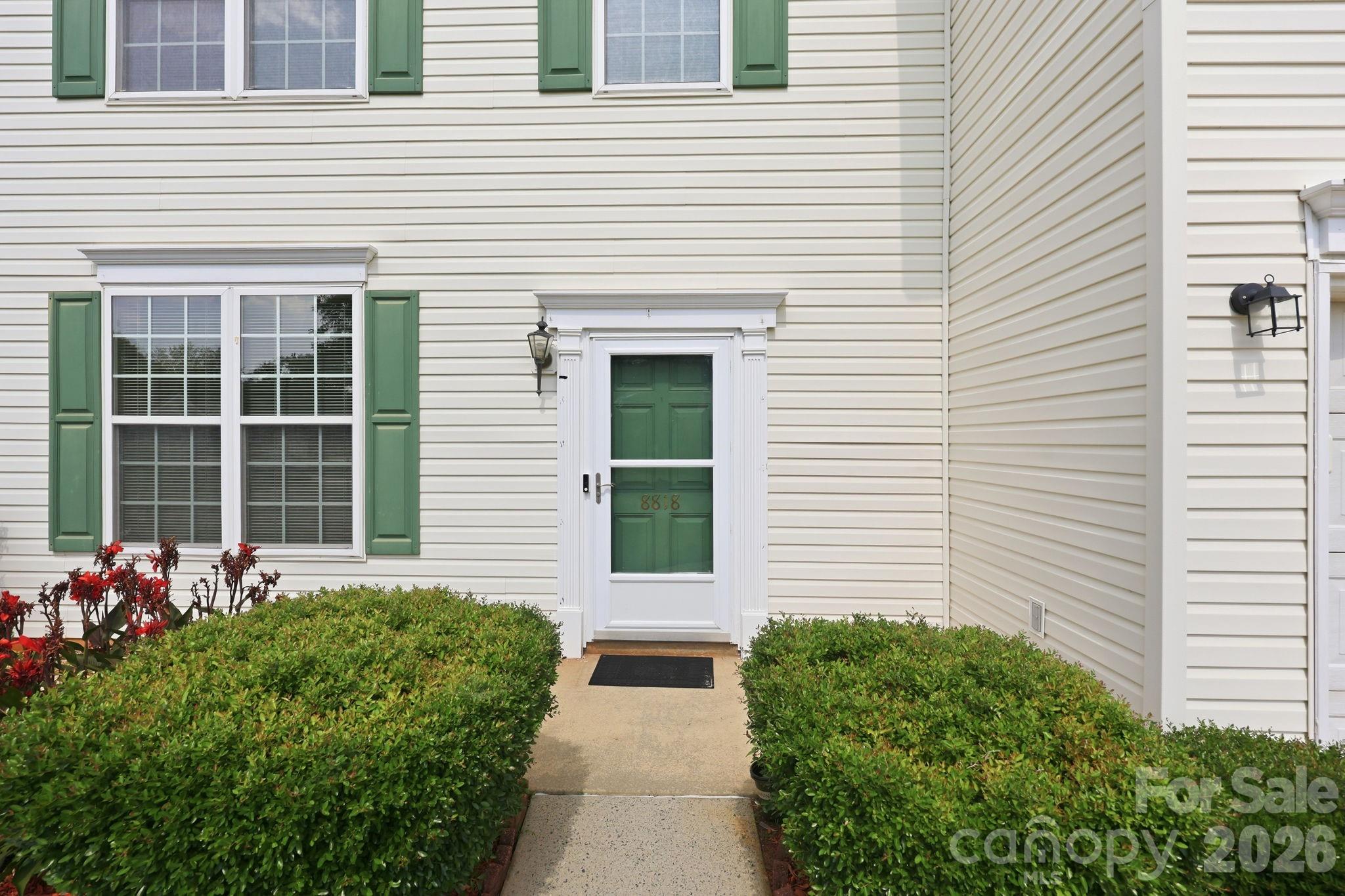 8818 Norway Court Property Photo 4