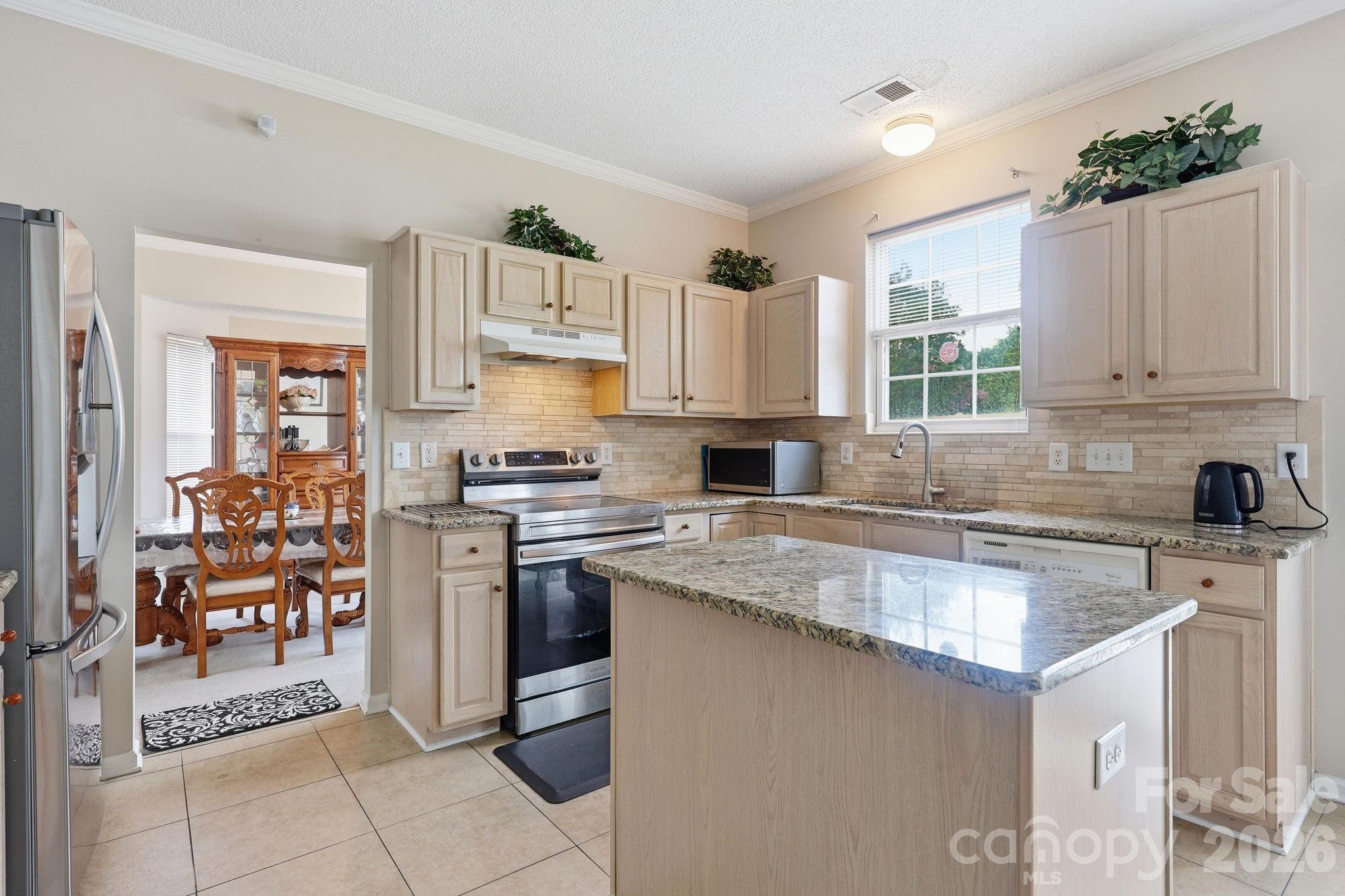 8818 Norway Court Property Photo 10