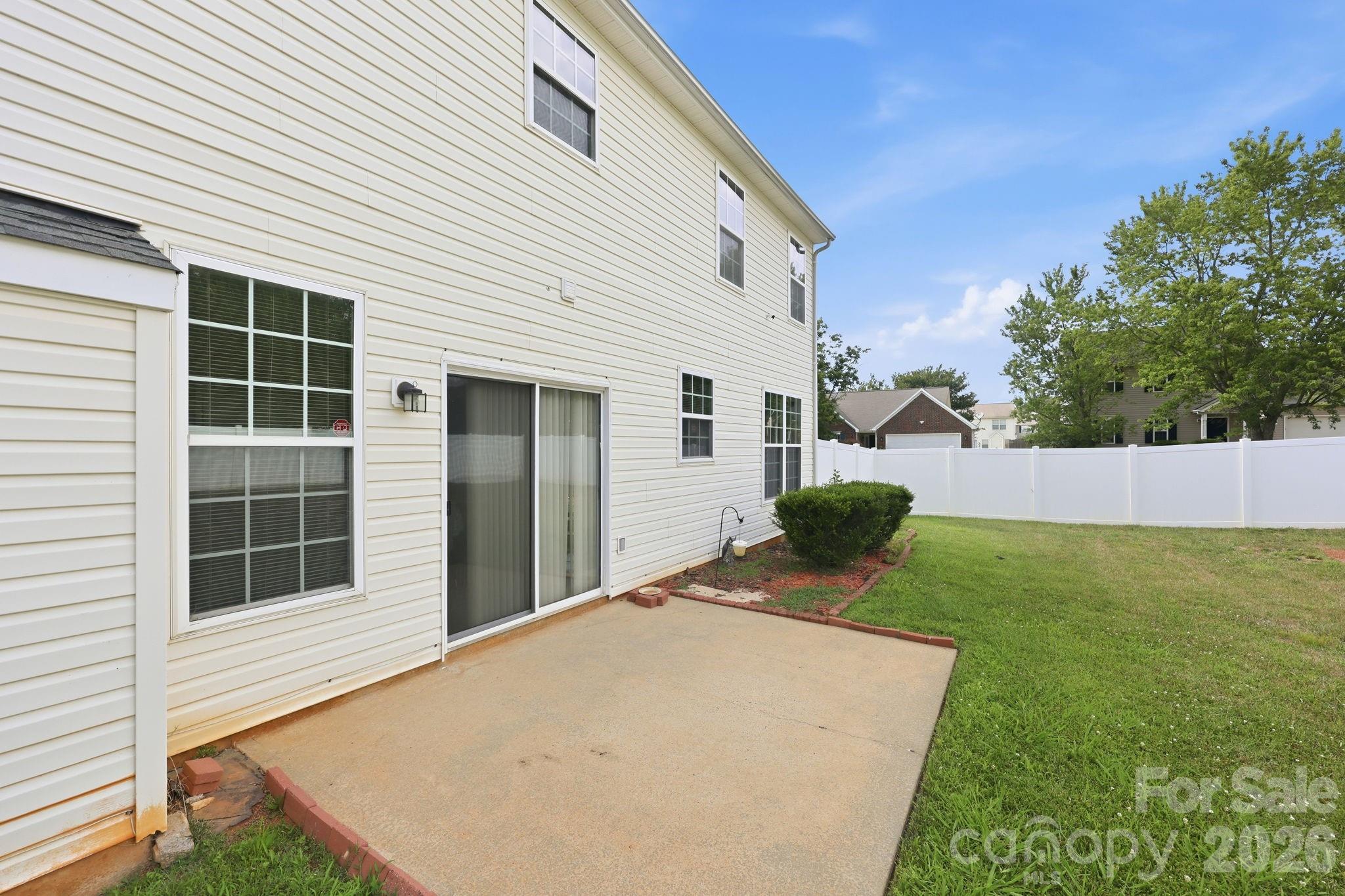 8818 Norway Court Property Photo 32