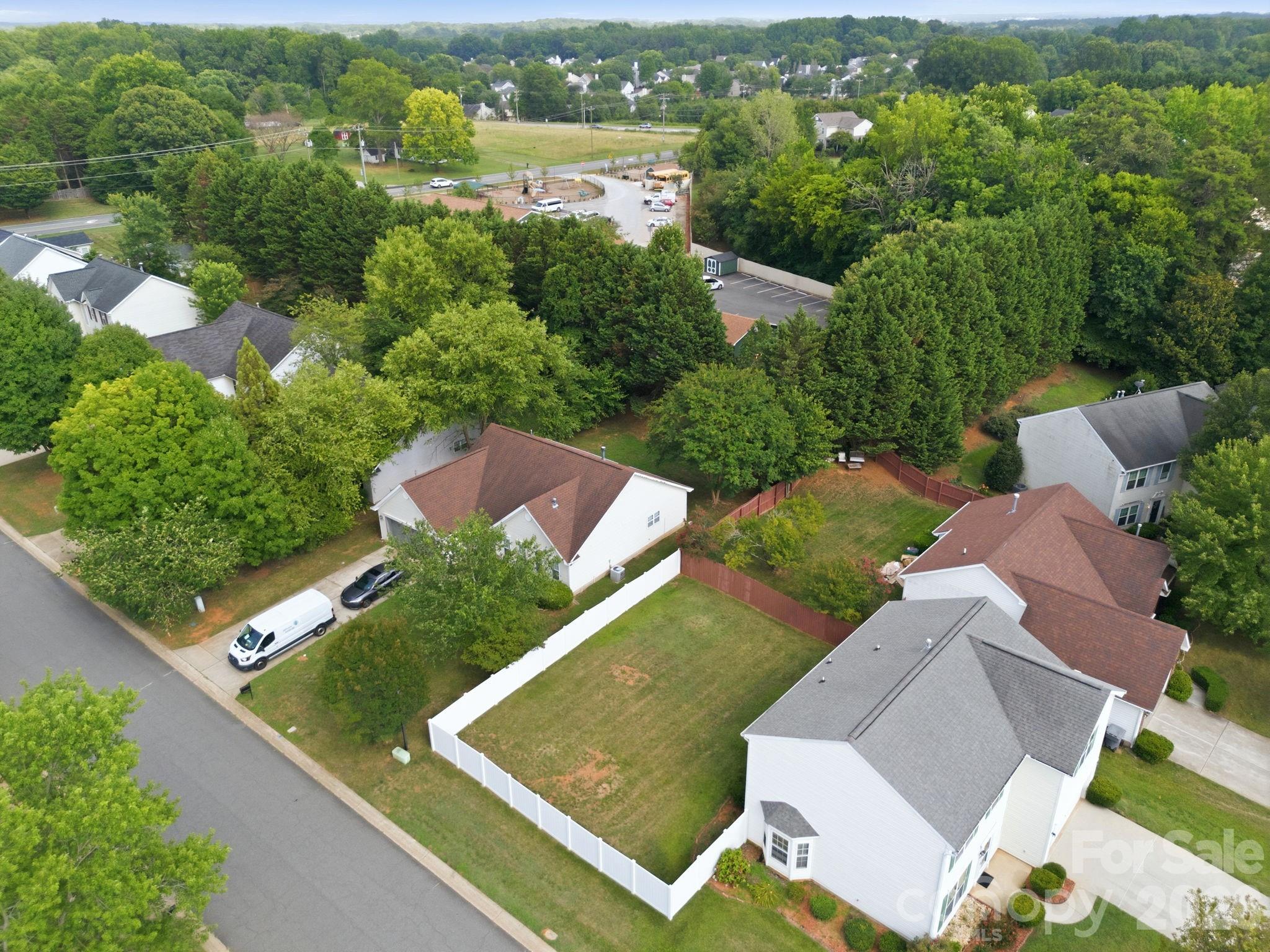 8818 Norway Court Property Photo 41