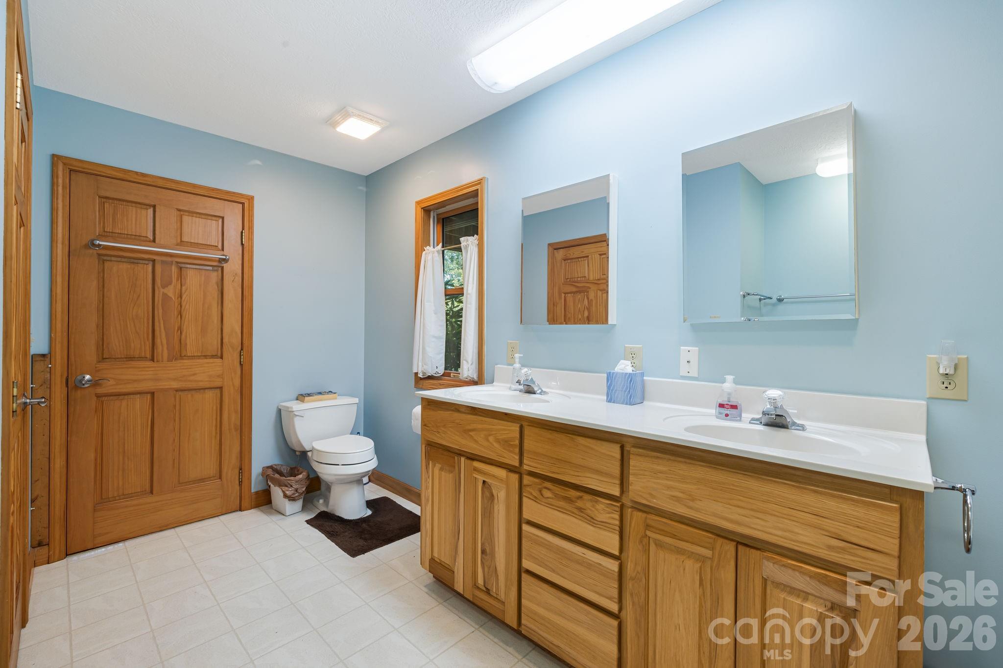299 Basswood Road Property Photo 13