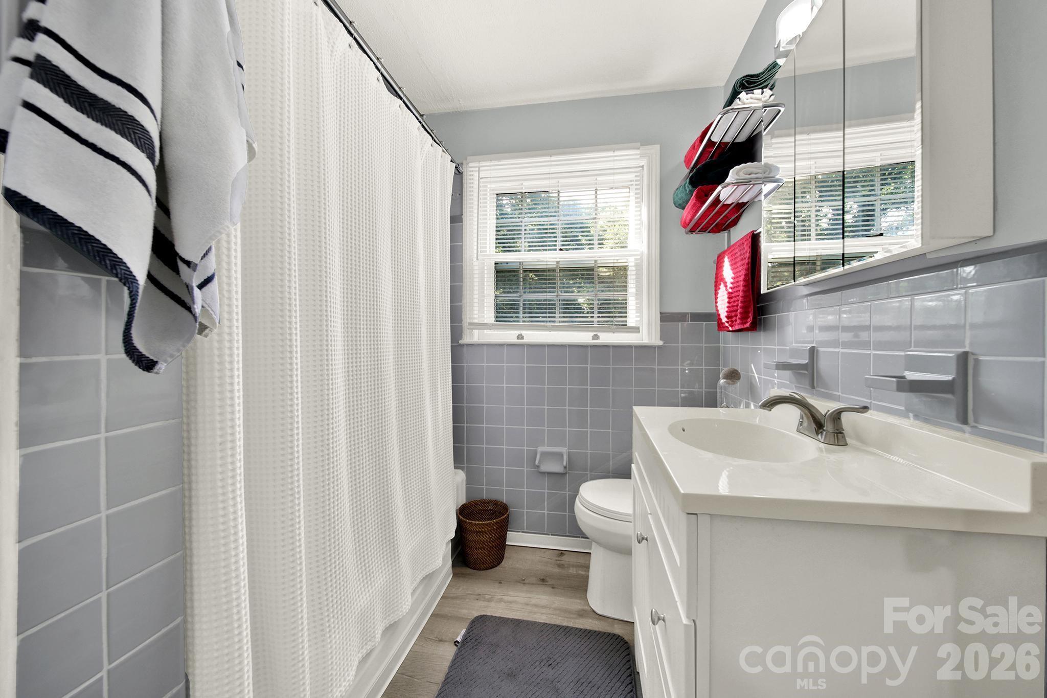 2311 Laurelwood Circle Property Photo 18