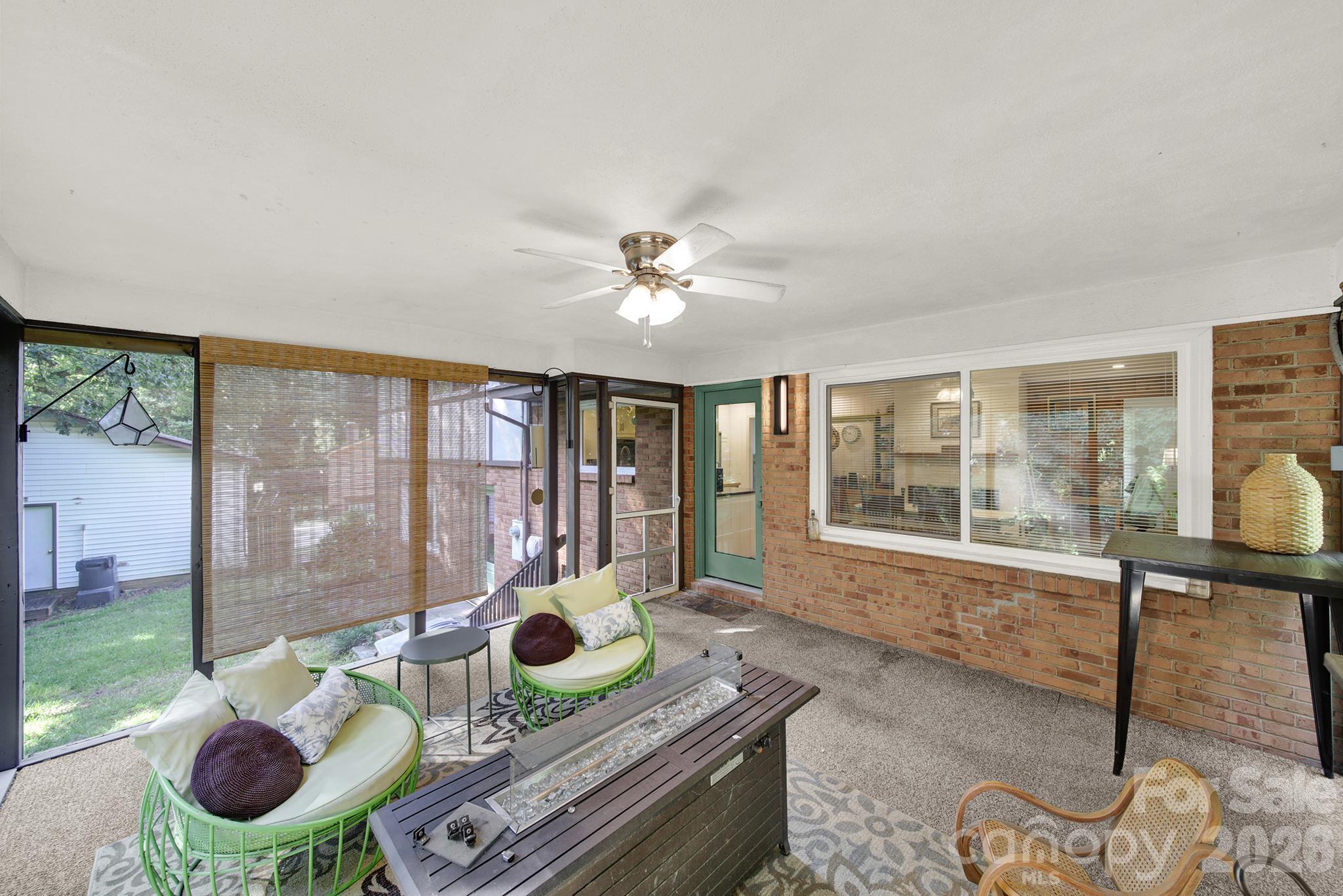 2311 Laurelwood Circle Property Photo 28