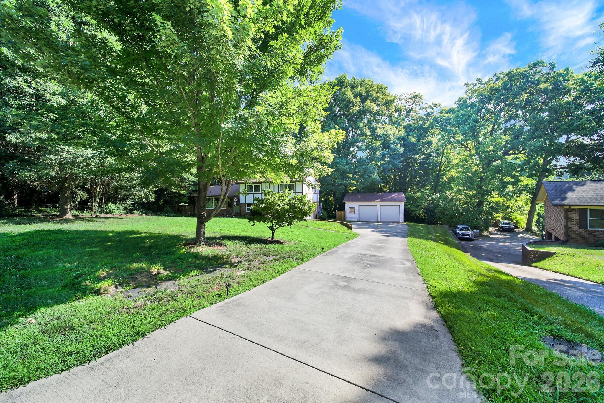 2311 Laurelwood Circle Property Photo 34