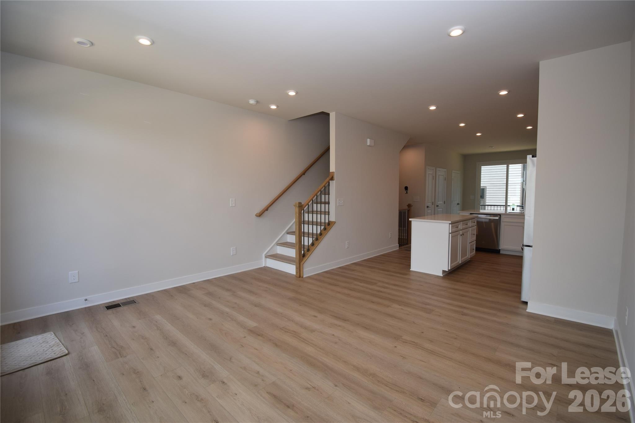 4810 Chastain Avenue Property Photo 6