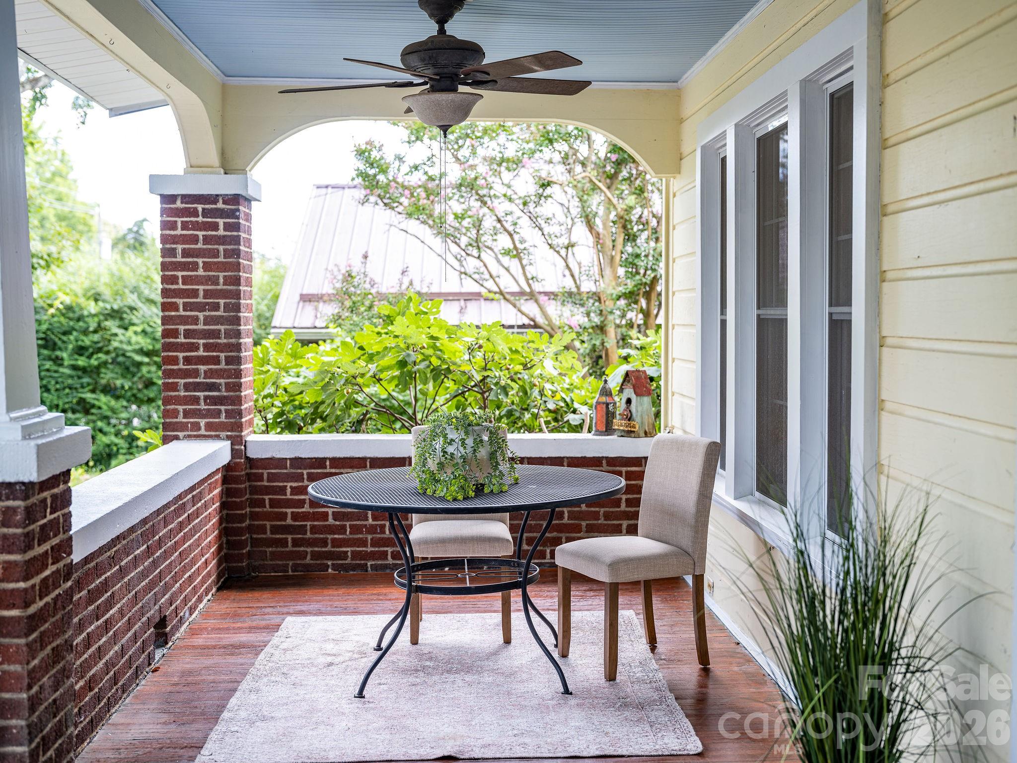 33 Fairfax Avenue Property Photo 7