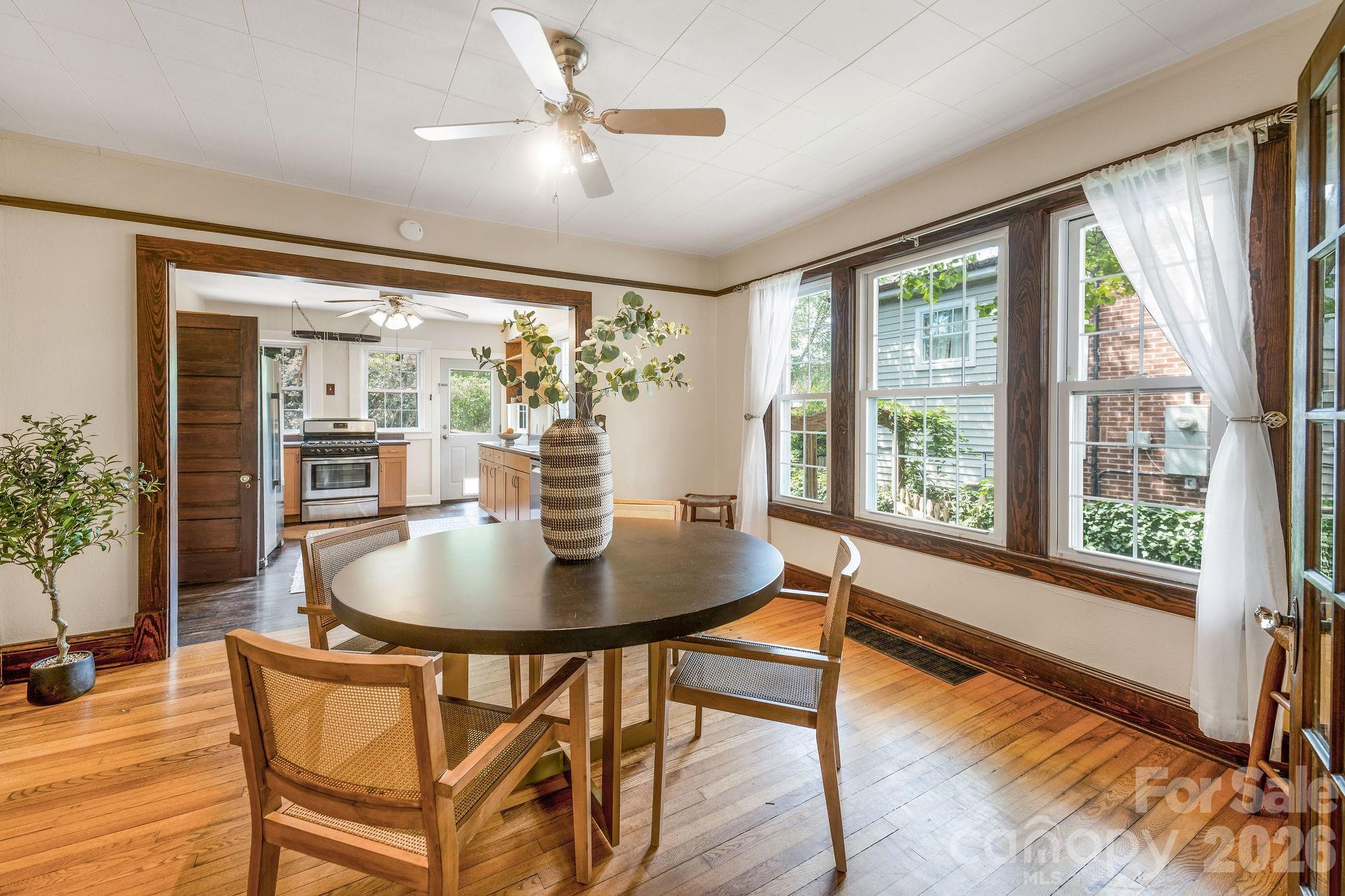 33 Fairfax Avenue Property Photo 12