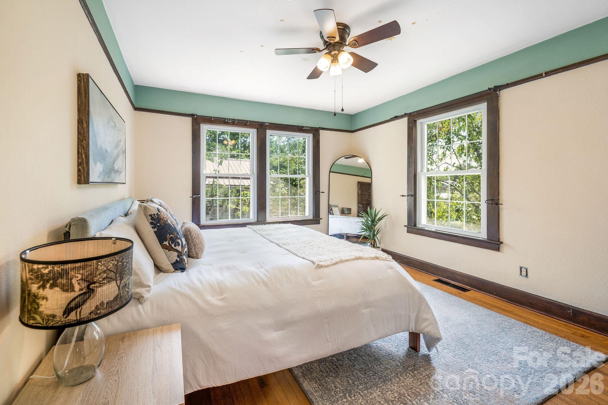 33 Fairfax Avenue Property Photo 21
