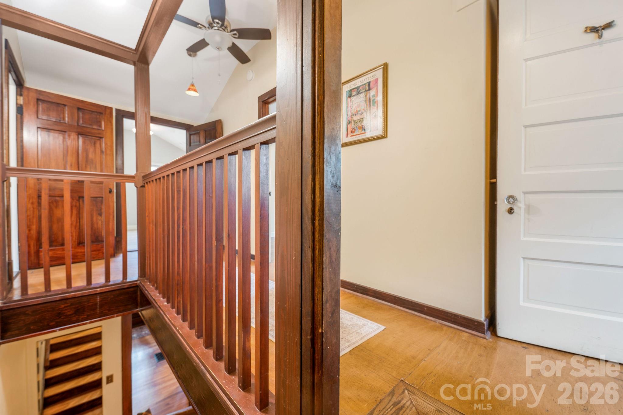 33 Fairfax Avenue Property Photo 27