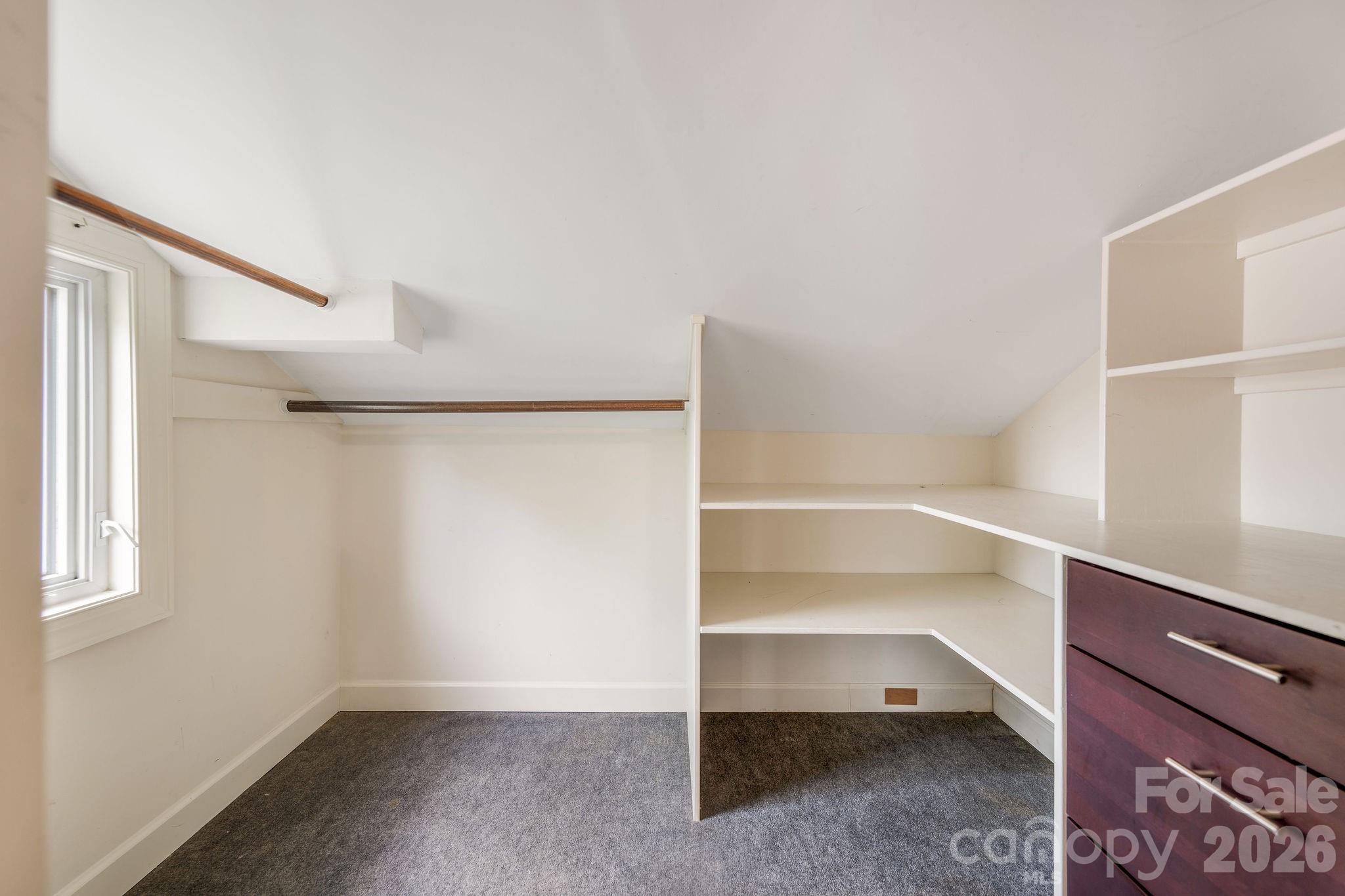 33 Fairfax Avenue Property Photo 29