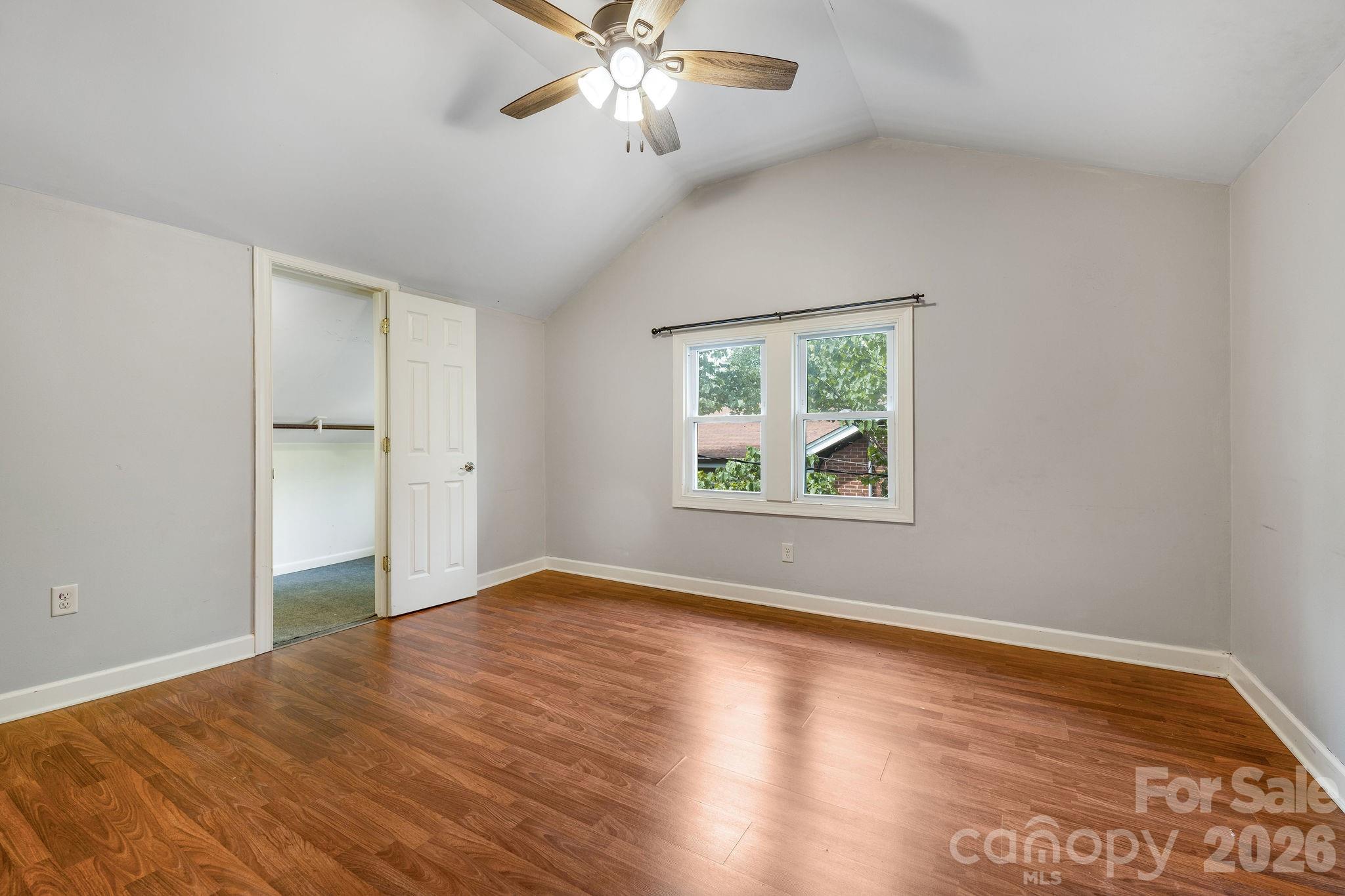 33 Fairfax Avenue Property Photo 33