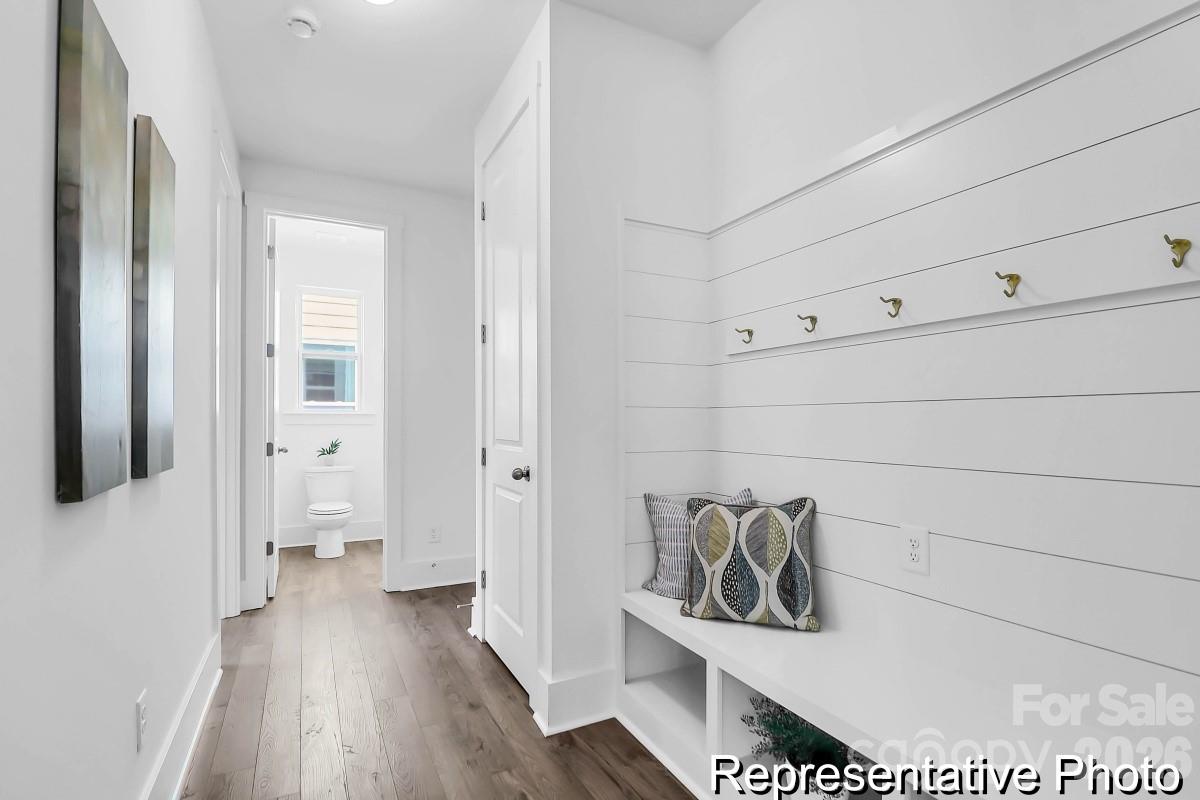 514 Gentle Bend Cove 128b Property Photo 17