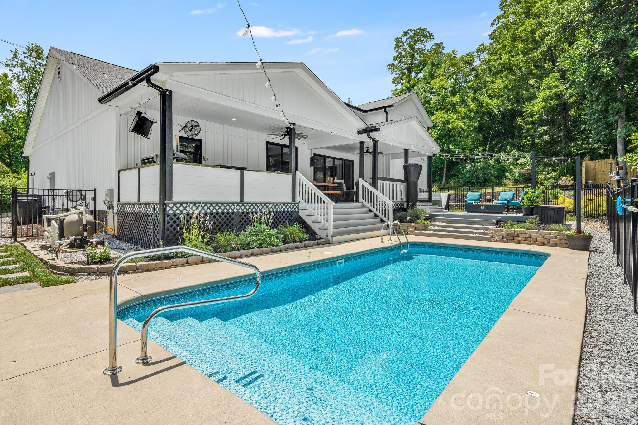 67 Apple Meadow Court Property Photo 43