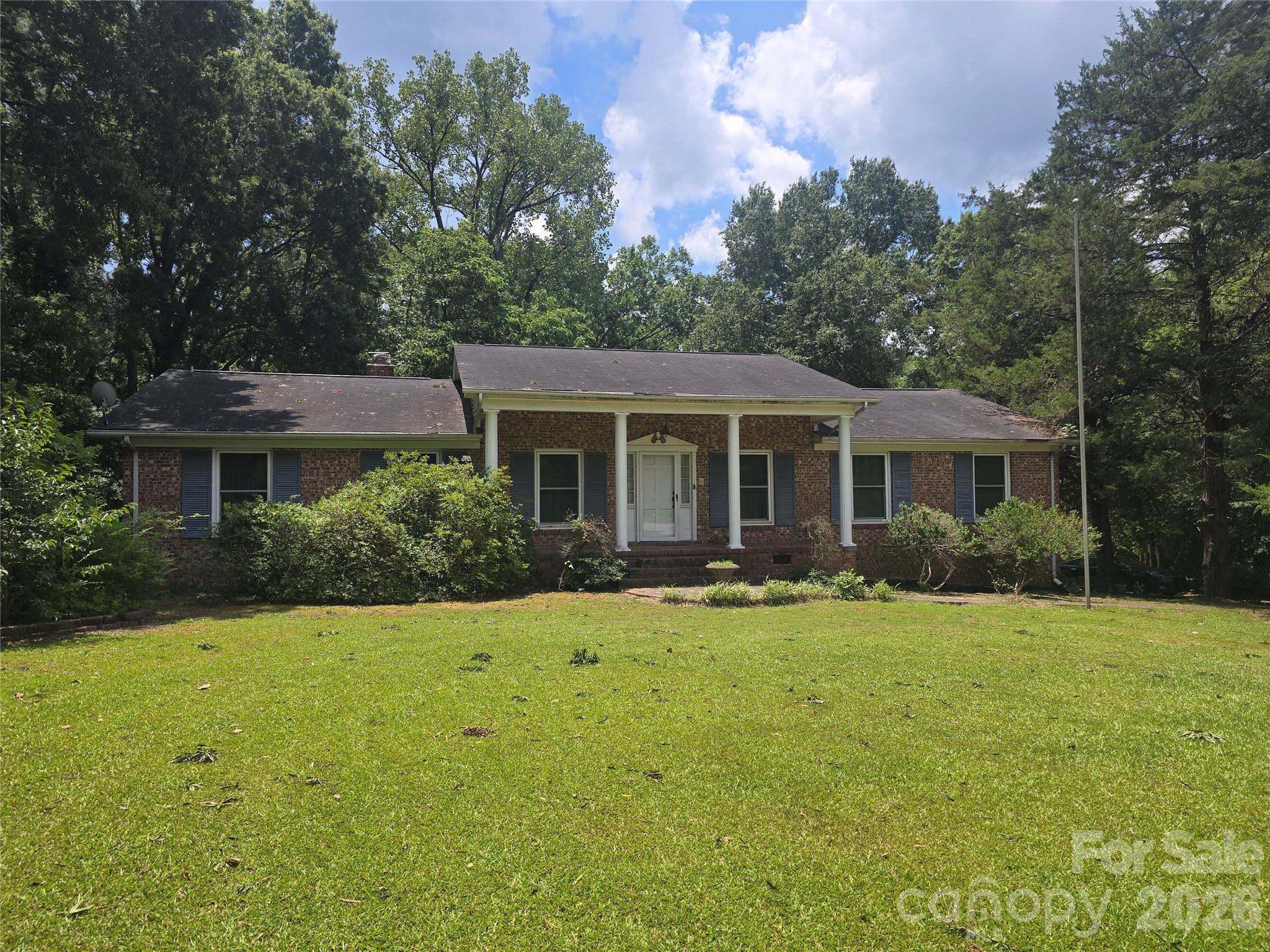 1162 Ja Cochran Bypass Property Photo 2