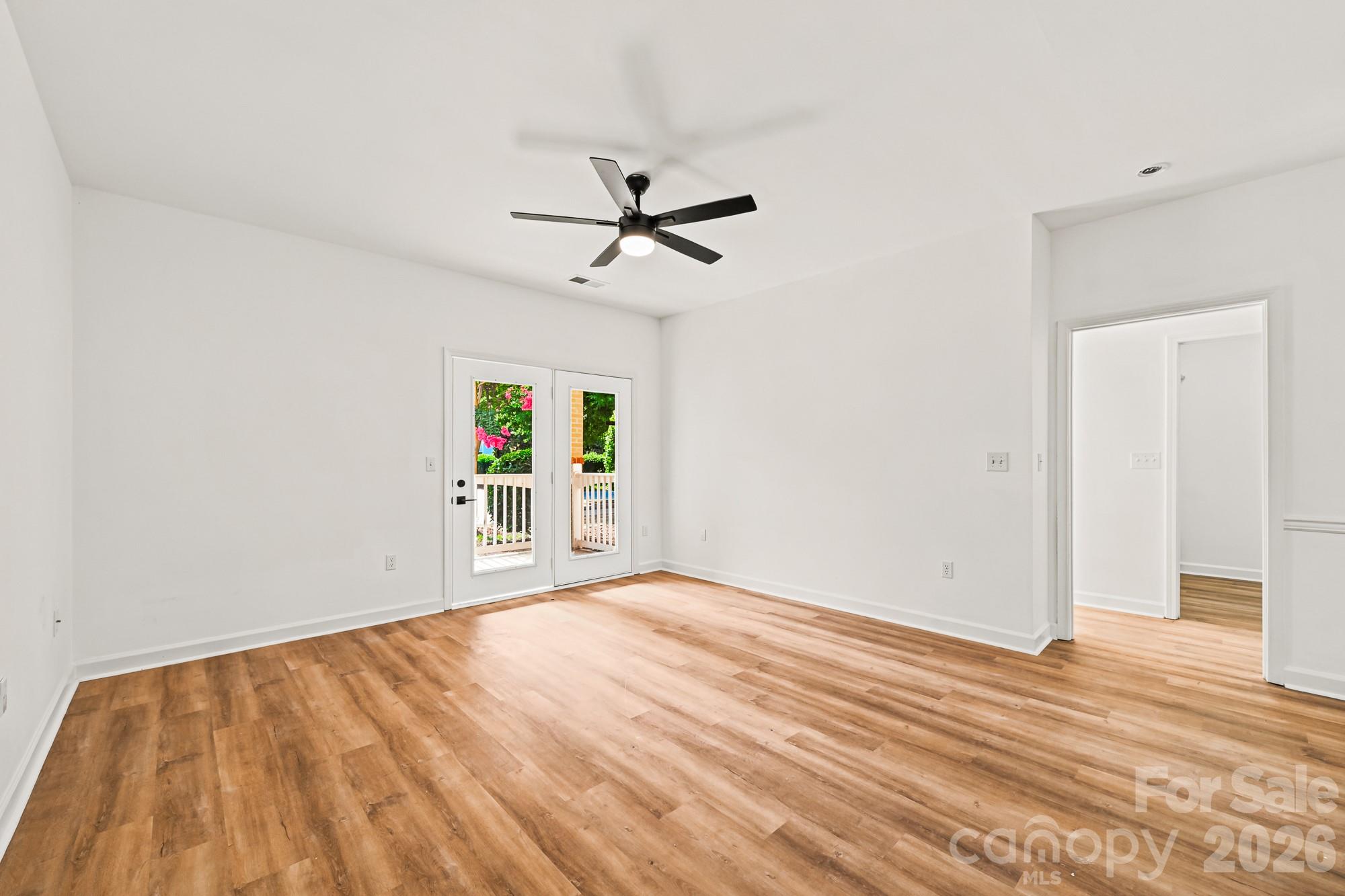 16409 Golden River Lane Property Photo 10