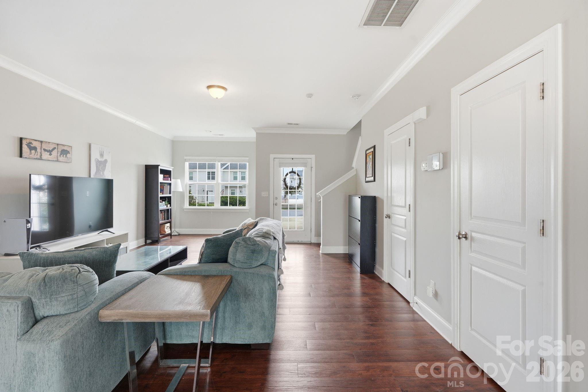 3734 Aldeburgh Road Property Photo 6