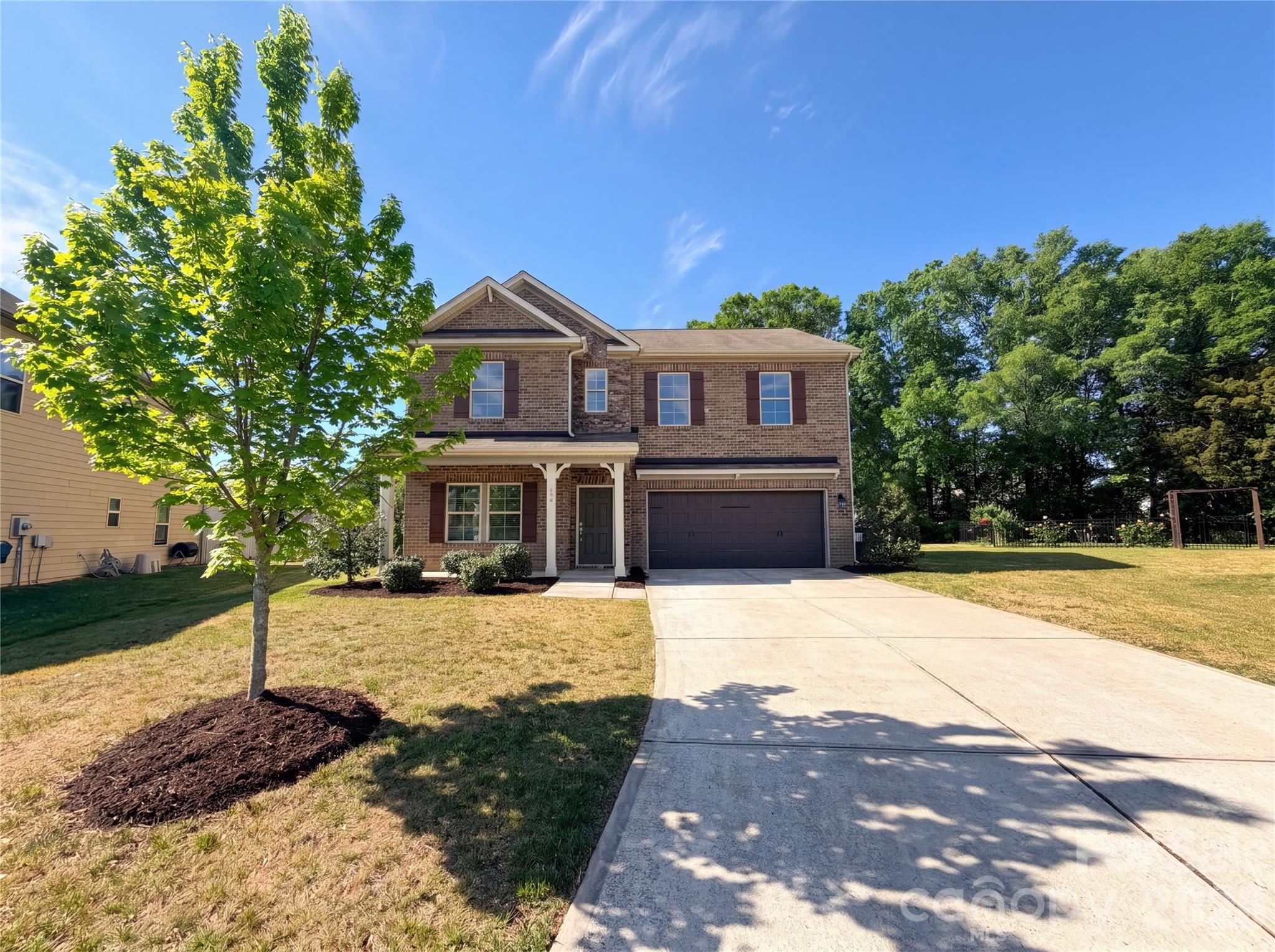 1908 Cantrell Court Property Photo 3