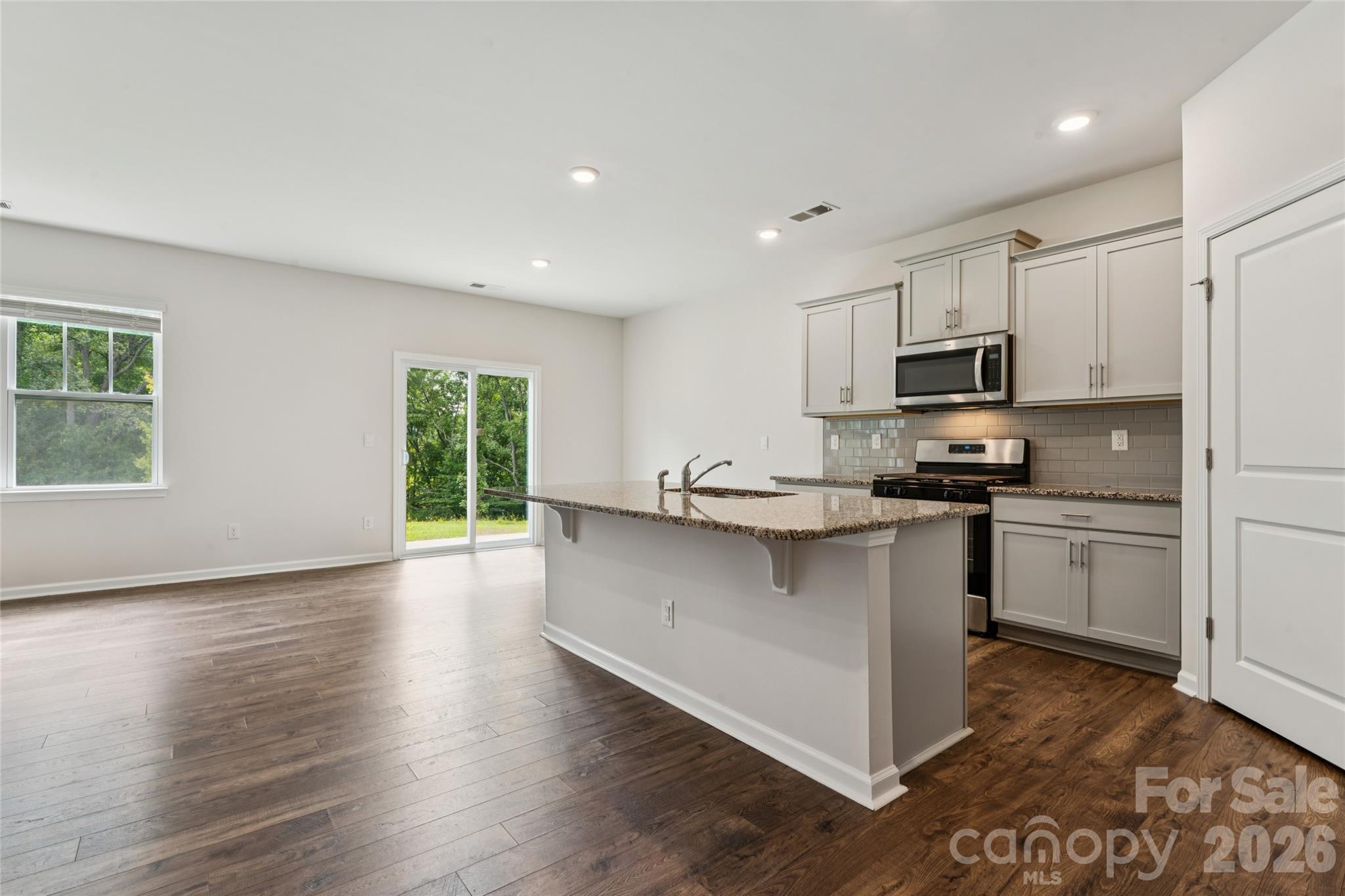 132 Scotsway Court Property Photo 4