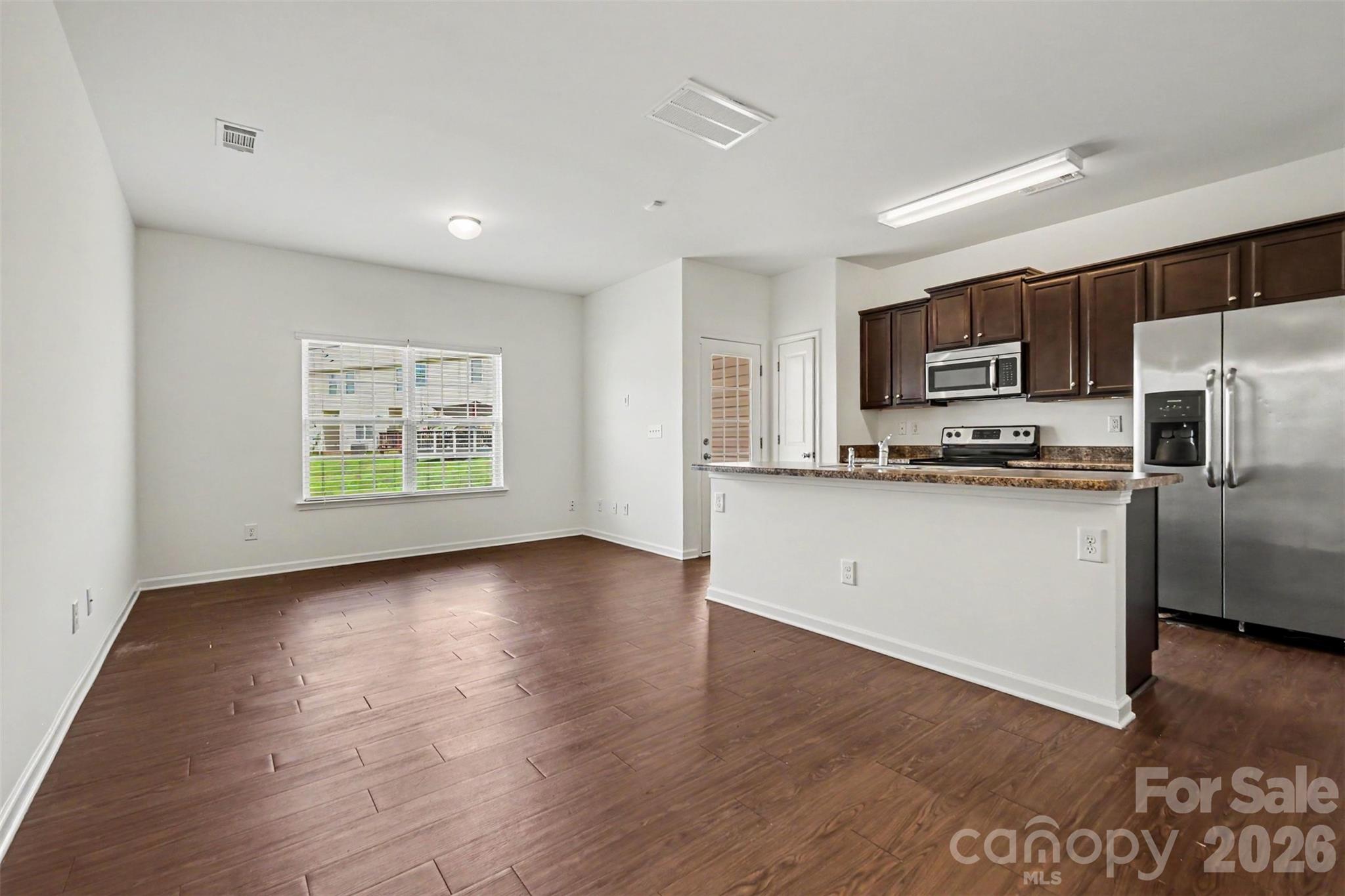 9369 Hamel Street Property Photo 7