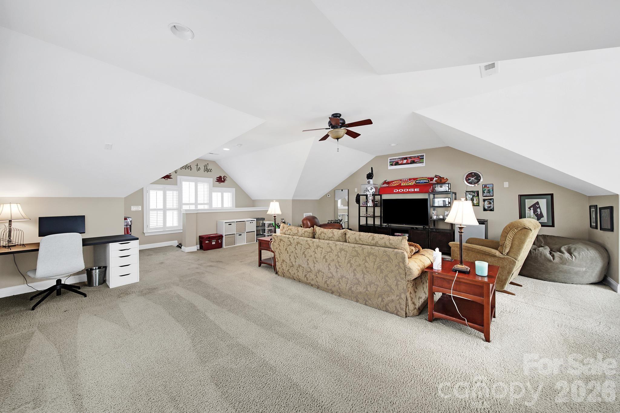 3328 Richards Crossing Property Photo 34