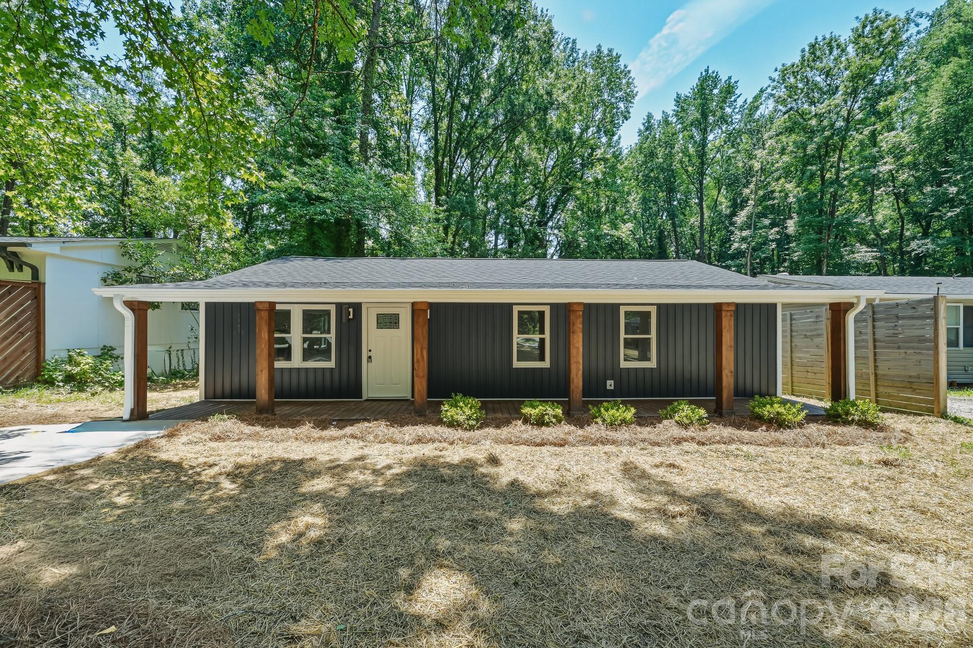 1936 Lakedell Drive Property Photo 4