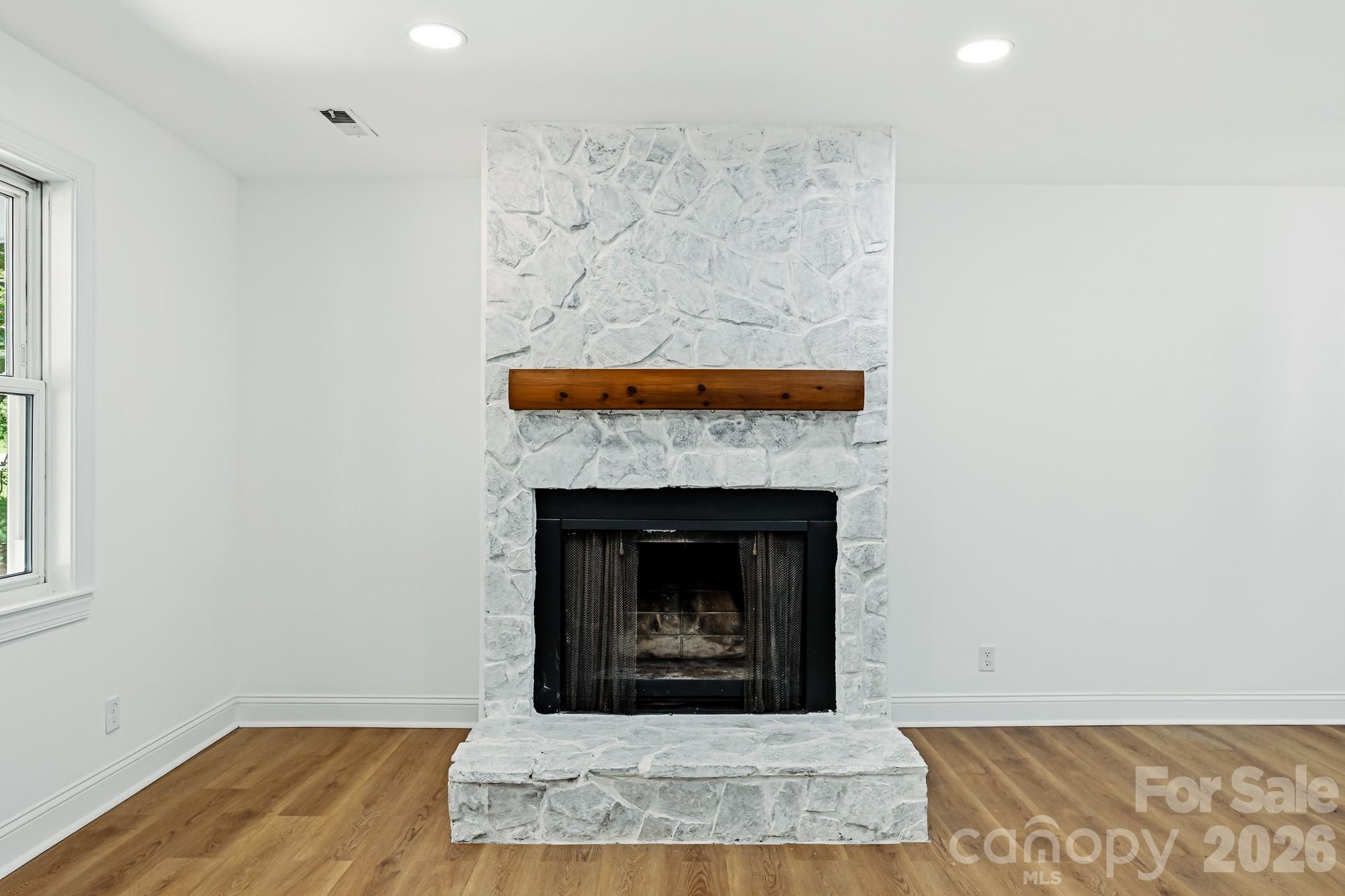 1936 Lakedell Drive Property Photo 15