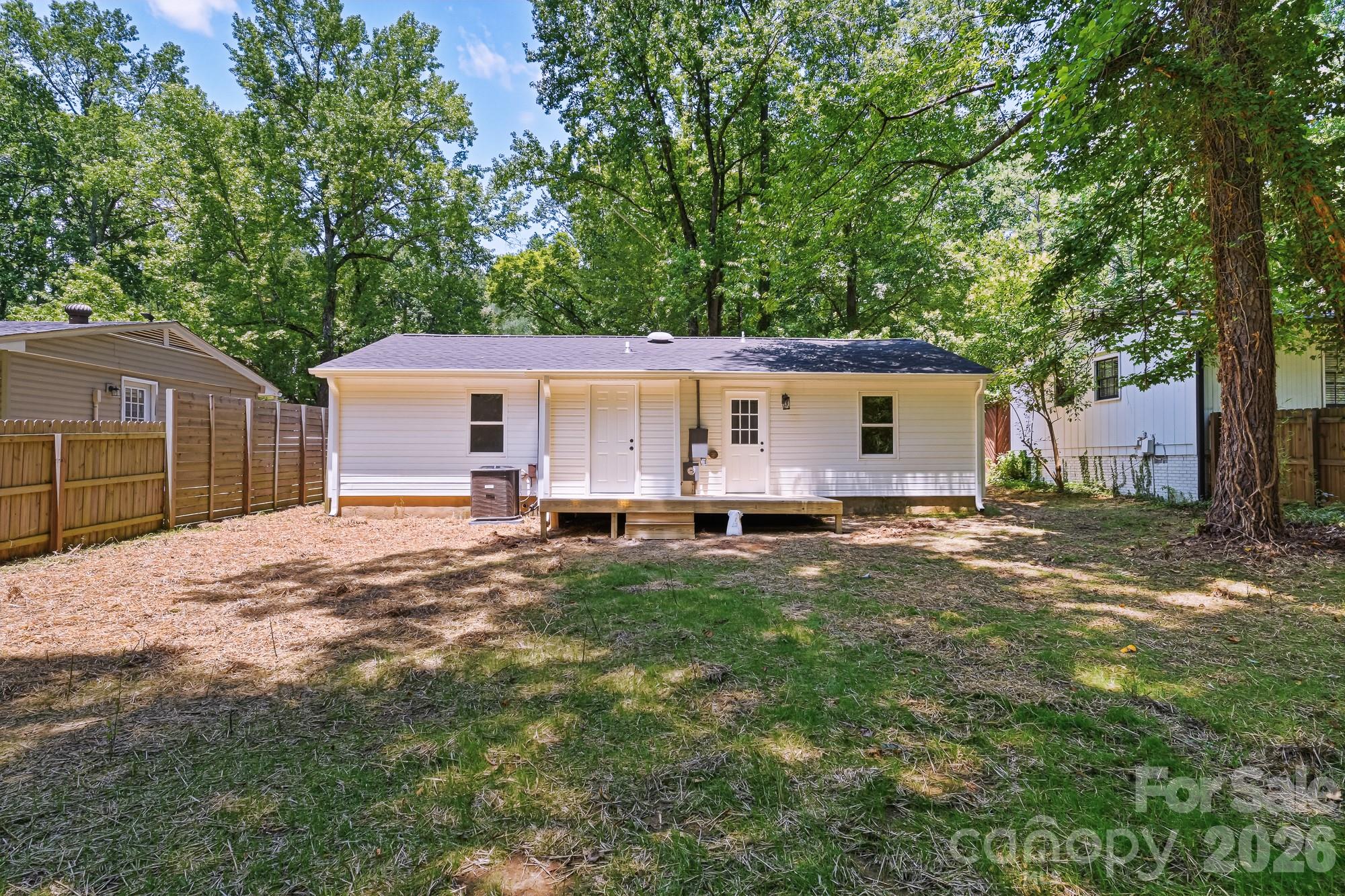 1936 Lakedell Drive Property Photo 23