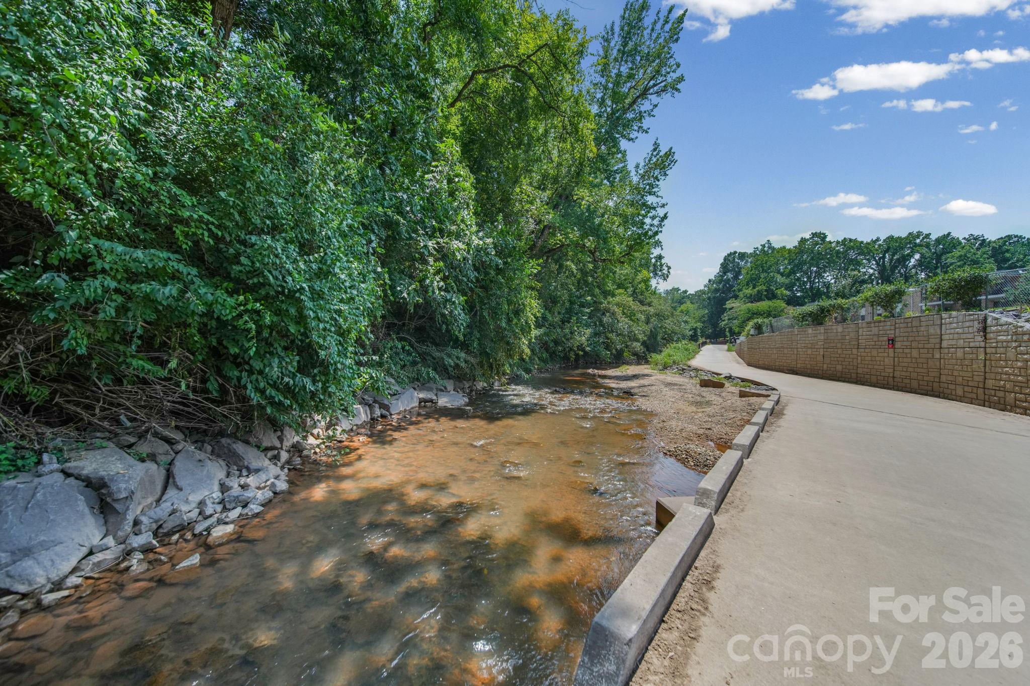 4739 Hedgemore Drive N Property Photo 32