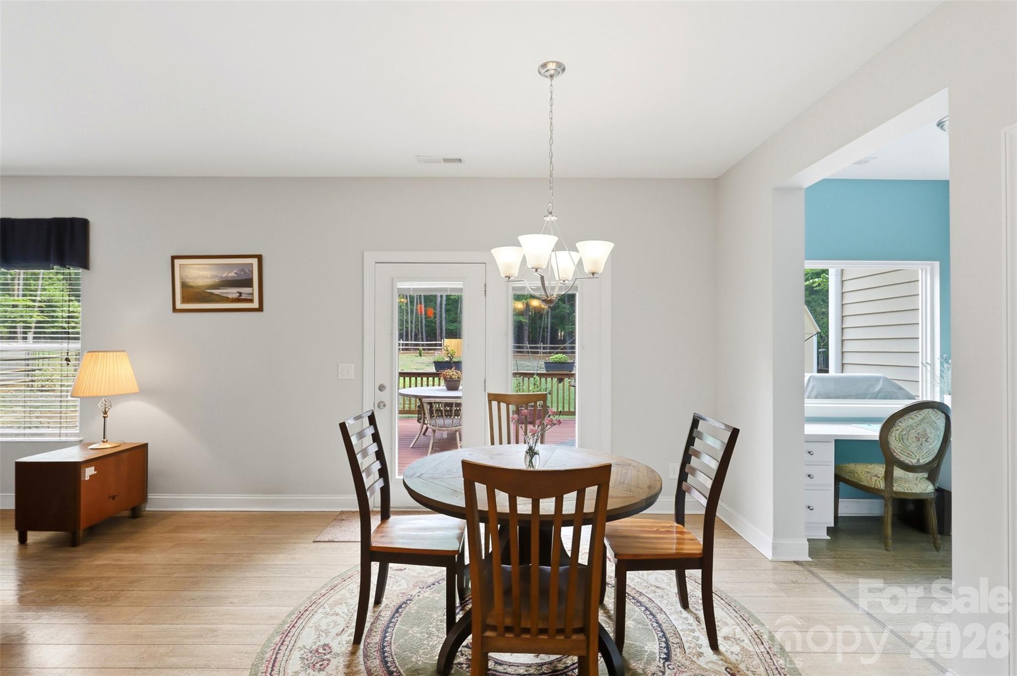 630 Kenway Loop Property Photo 18